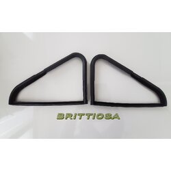 Ovien kolmioikkunoiden kumitiivistepari =159e