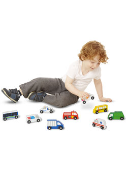 ชุดเล่นรถทุกรูปแบบ ส่งเสริมการเรียนรู้ และจินตนการ Wooden Town Vehicles Melissa&Doug, ของเล่นเสริมพัฒนาการ, ของเล่น