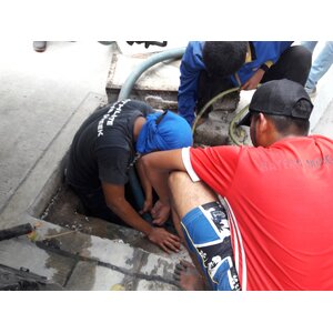 ดูดส้วมบางรัก