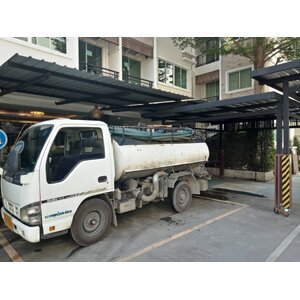 ดูดส้วมสาทร