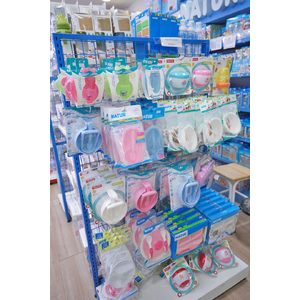 อุปกรณ์เกี่ยวกับอาหาร ชั้นแบ่งนม ถ้วย จาน แก้ว