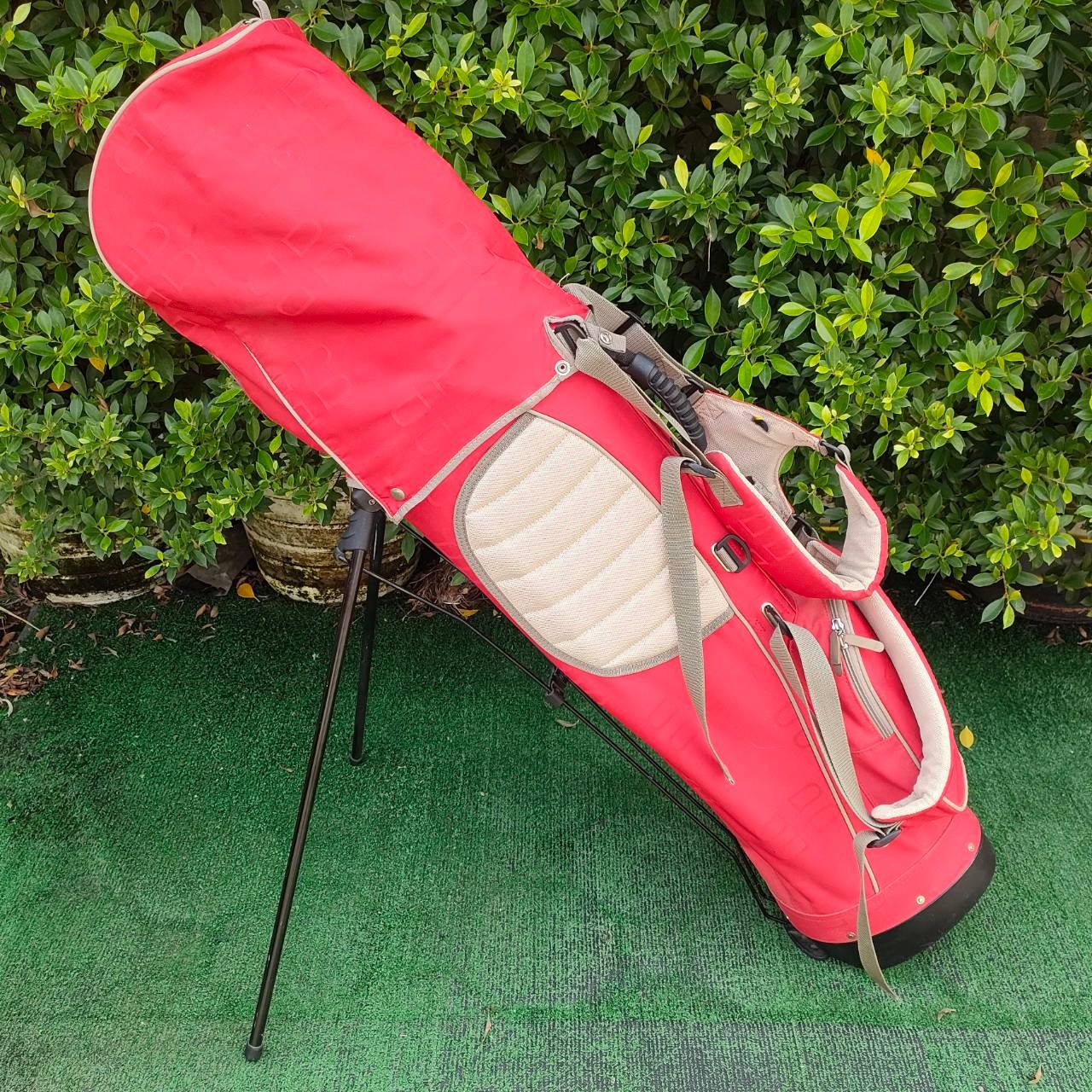 **ไม้กอล์ฟสำหรับผู้หญิง** SET HI-BRID ADFORCE LADY หัวไม้เบต้าไทเทเนี่ยมหัวใหญ่ตีง่ายมาก!! เป็นไม้ก้านเบาทั้งชุด ทำให้คุณผู้หญิงตีกอล์ฟได้ง่าย และสนุกมาก!! ไม้กอล์ฟมือสอง ของแท้ BY NakaraLuxurious