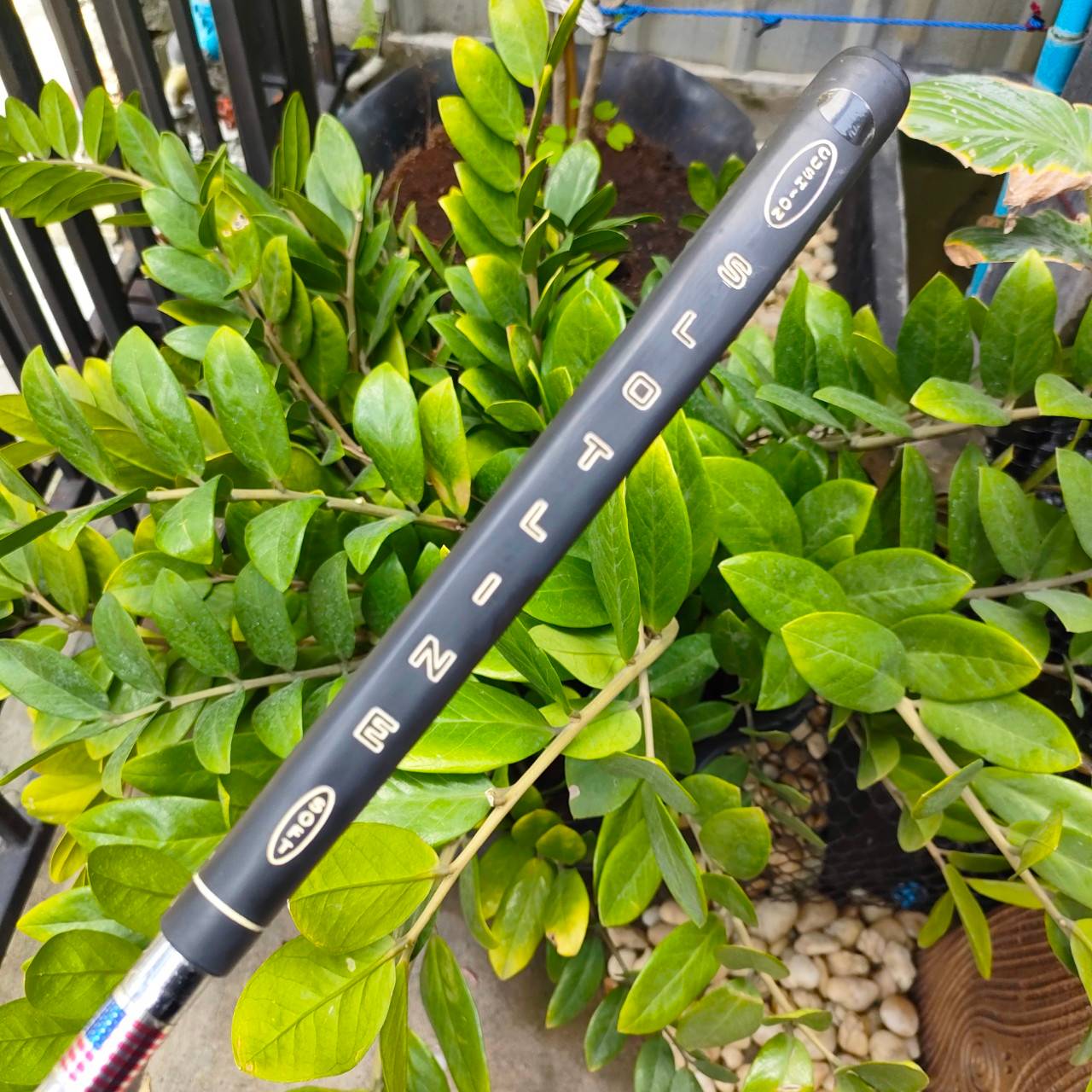 PUTTER SLOTLINE TOURWEIGHT ความยาว 35 นิ้ว หนึ่งในพัตเตอร์ตัวดัง ก้านเสียบตรงกลาง พัตต์นิ่งมากๆ เล็งง่าย สโตรคพัตเตอร์ได้ง่าย ไม้กอล์ฟพรีเมี่ยมมือสอง By NakaraLuxurious