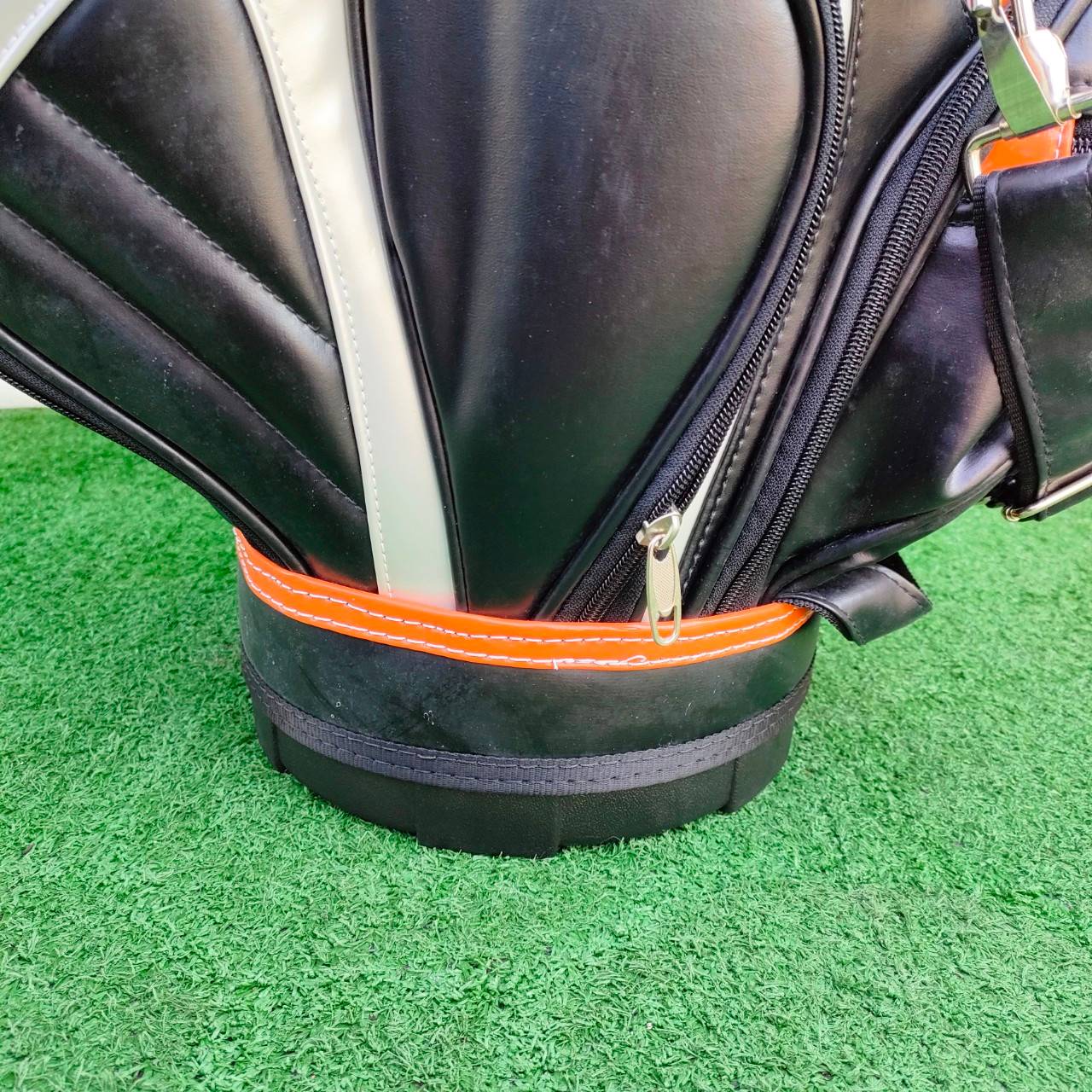 ถุงกอล์ฟ 56 WISDOM NIDA KING CUP มือสองสภาพสวยเลย ถุงใบใหญ่ ช่องเยอะครับ