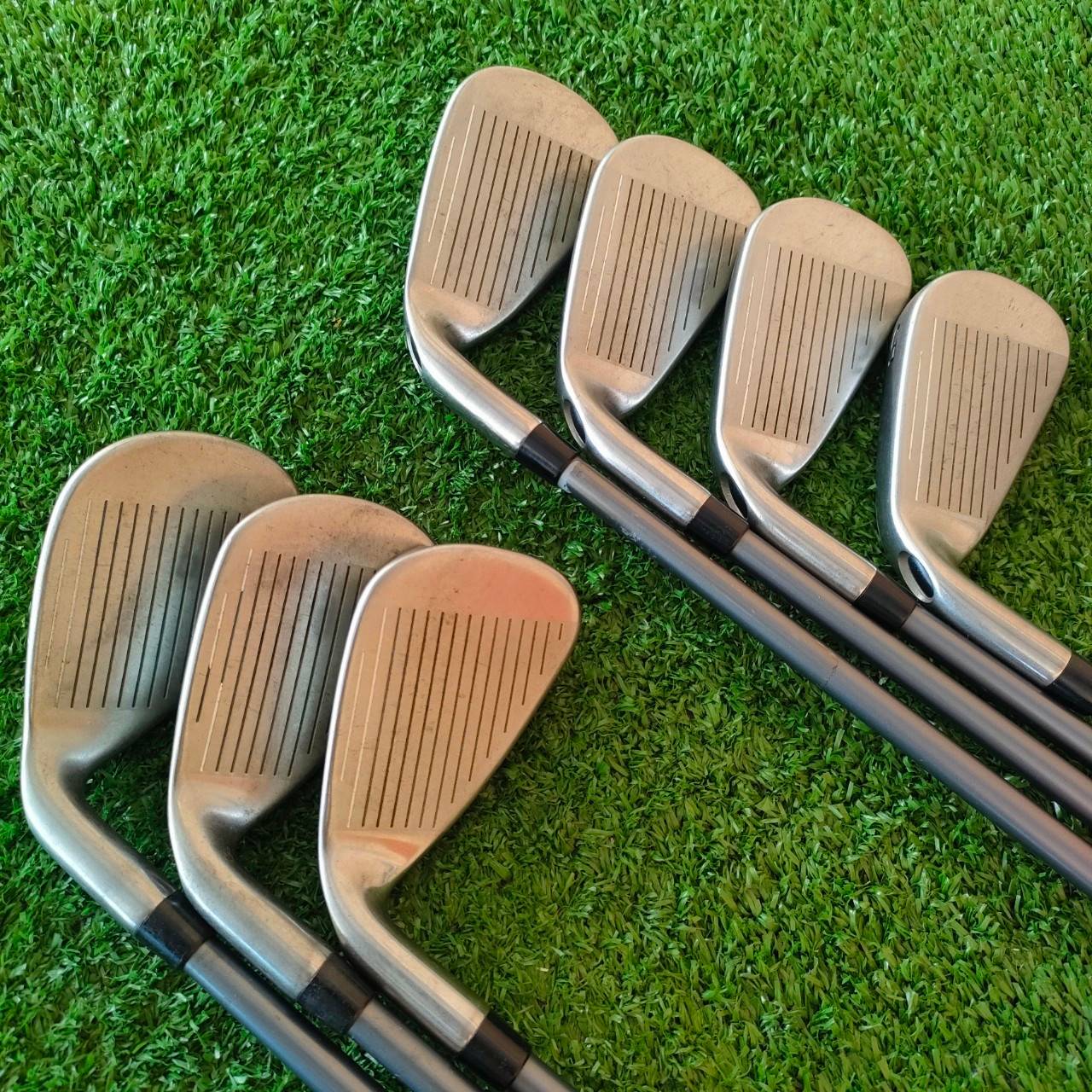 ** ไม้กอล์ฟสำหรับผู้หญิง ** ชุดเหล็ก CALLAWAY RAZR X มีเหล็ก 5-9 เเละ PW SW ก้าน CALLAWAY FLEX Women หายากมากๆ ของดีสำหรับคุณผู้หญิง หรือเด็กผู้ชายก็ใช้ได้ ไม้กอล์ฟมือสอง ของแท้ BY NakaraLuxurious