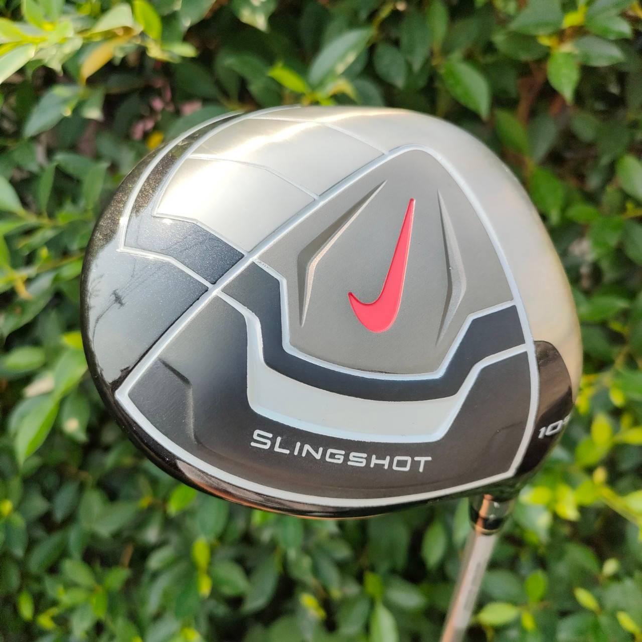 DRIVER NIKE SLINGSHOT องศา10.5 ก้าน SLINGSHOT FLEX R สภาพสวยเดิมๆเลยครับ มี COVER