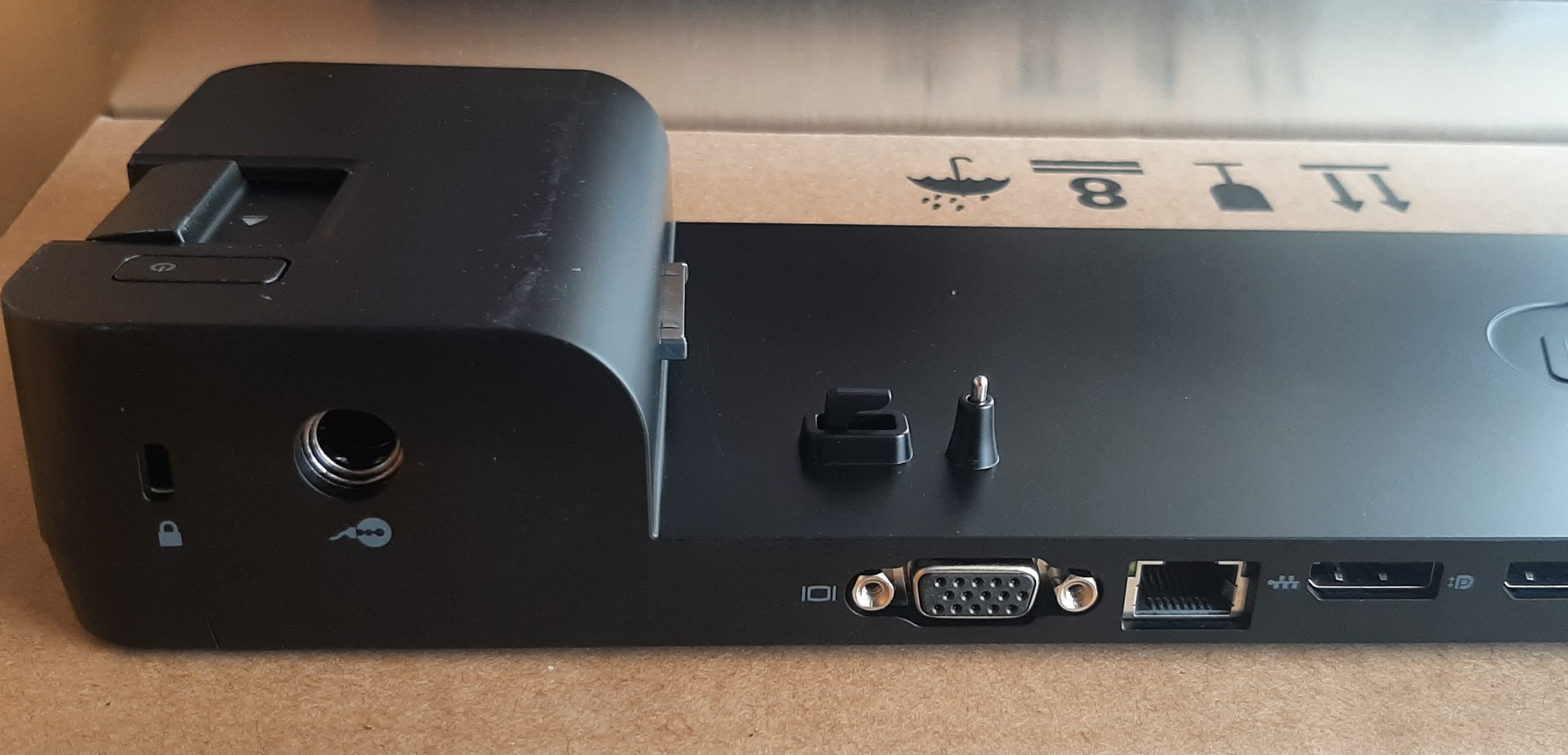 HP 2013 ultraslim docking station (D9Y32UT#ABA) มีกล่องประกันร้าน 1 วัน สภาพดี