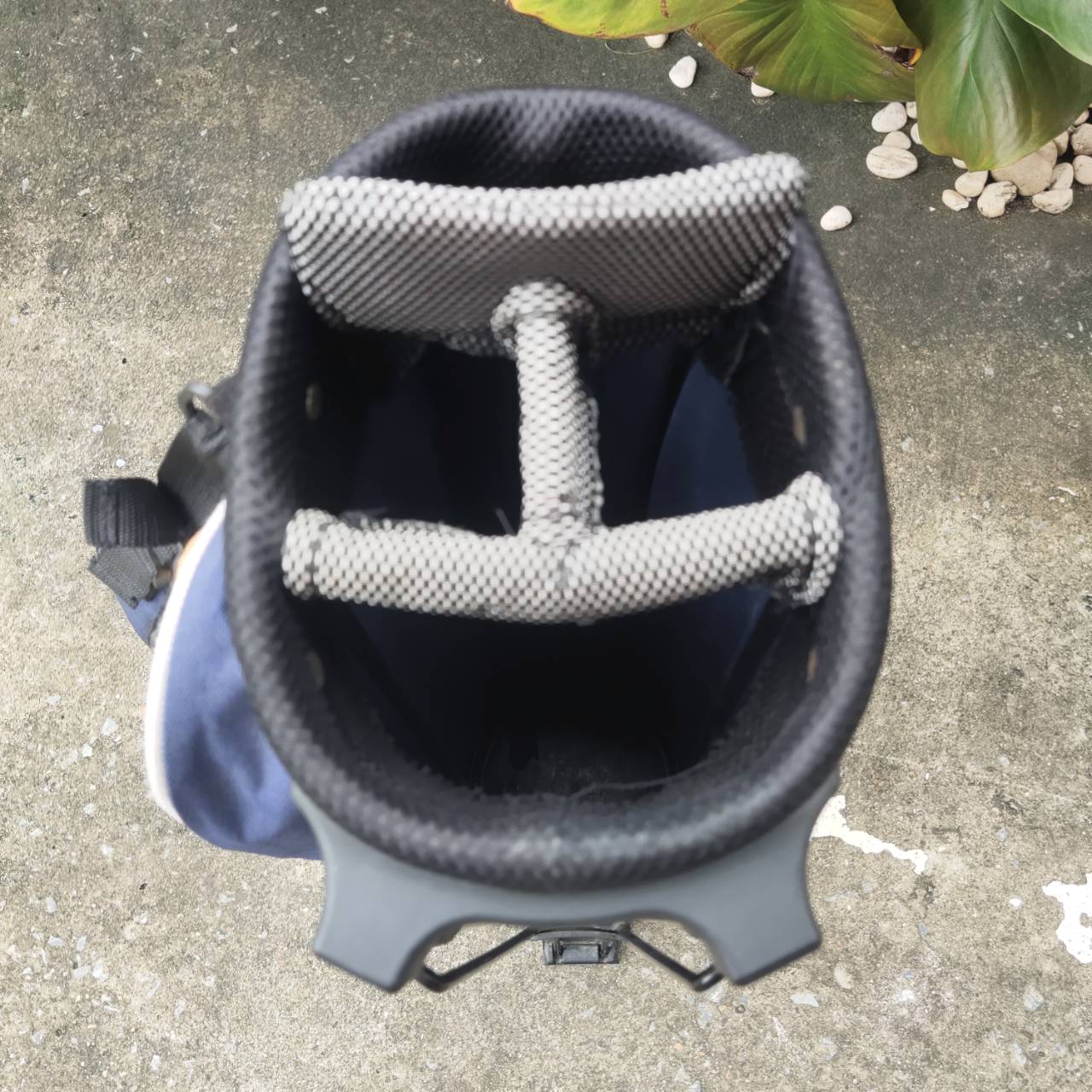 ถุงกอล์ฟเด็ก มือสอง DUNLOP LOCO KIDS ถุงขาตั้ง พร้อมสายสะพาย