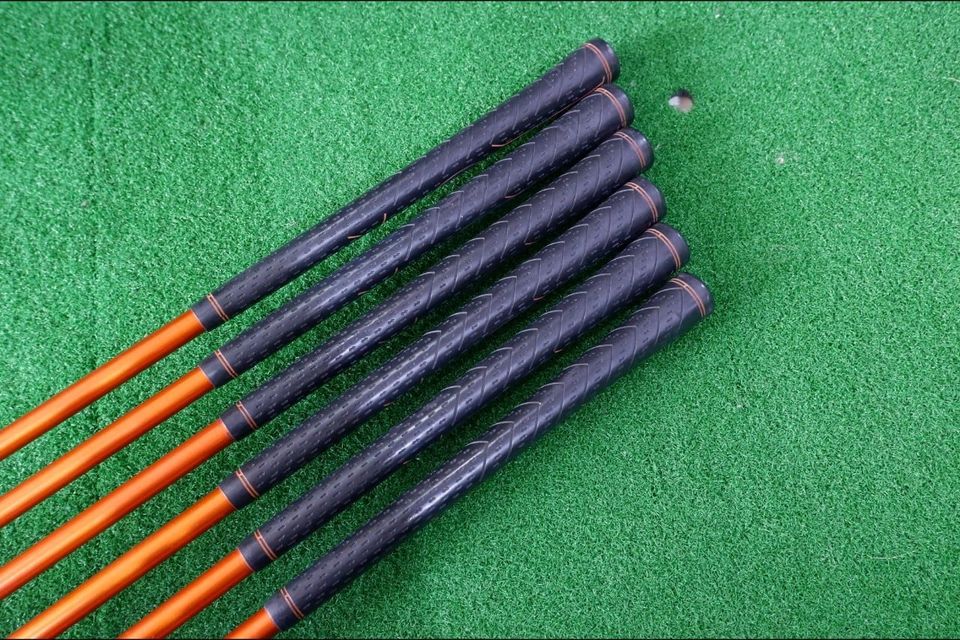 IRONSET TAYLORMADE R7