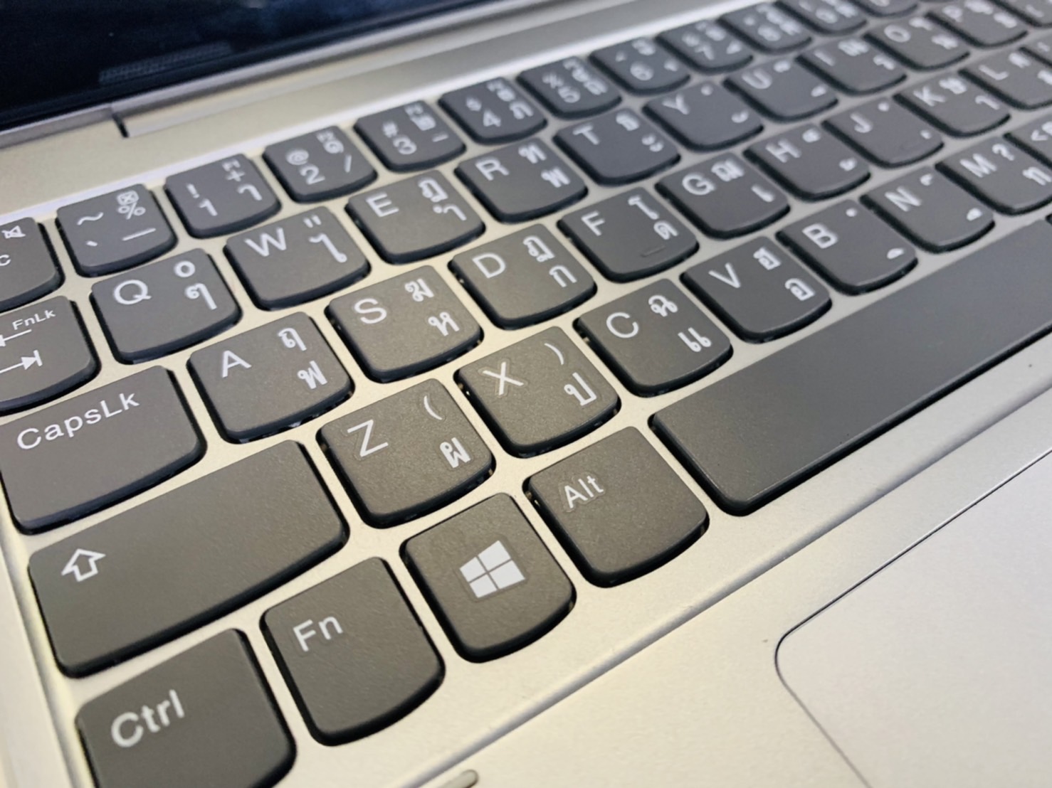 โน้ตบุ๊ค Notebook Lenovo IdeaPad D330 10.1 inch HD Touch