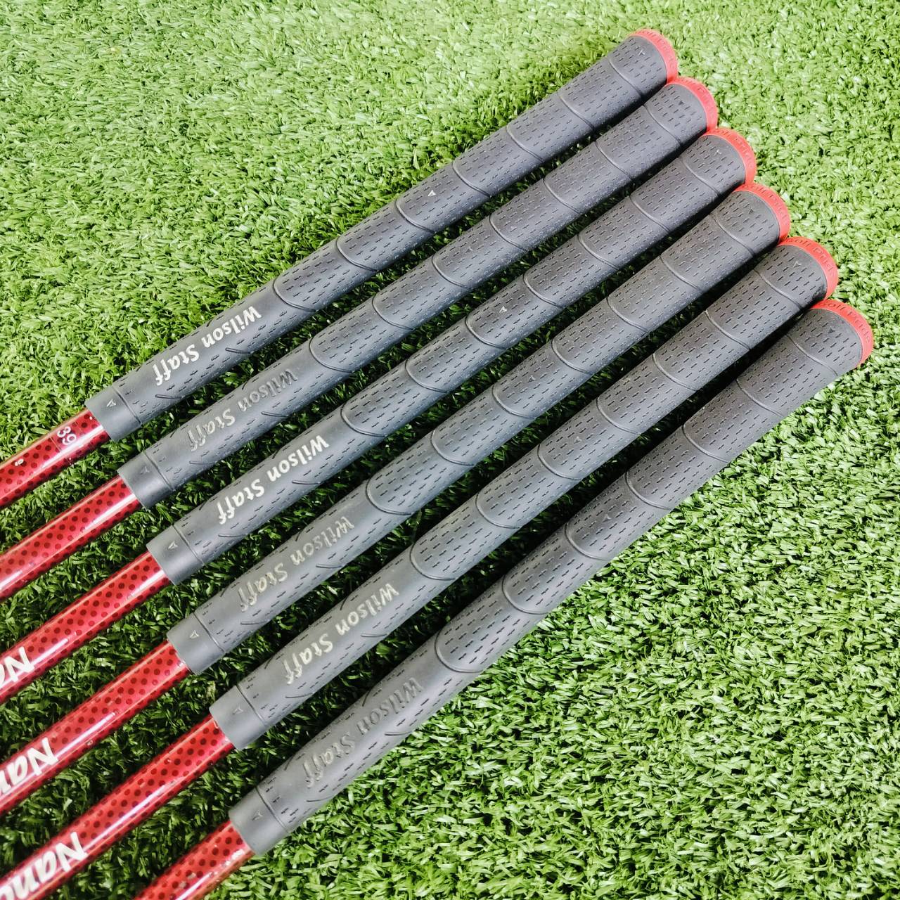 ชุดเหล็ก WILSON STAFF Nc6 มีเหล็ก 5 - 9 เเละ PW ก้าน NANO FLEX ก้านถักพิเศษ ระดับนาโนเทคโนโลยี ของดีมากๆ ชุดนี้เป็นชุดพรีเมี่ยมของ WILSON ไม้กอล์ฟพรีเมี่ยมมือสอง ของแท้ By NakaraLuxurious