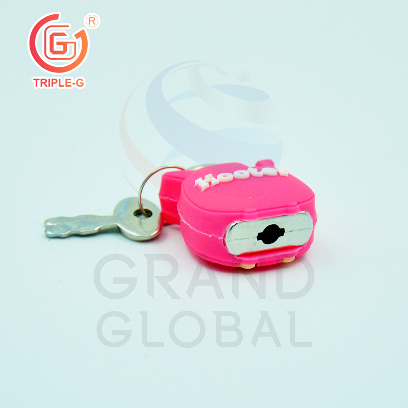 Triple-G พวงกุญแจ แม่กุญแจล็อคกระเป๋า หุ้มยาง ลายสัตว์