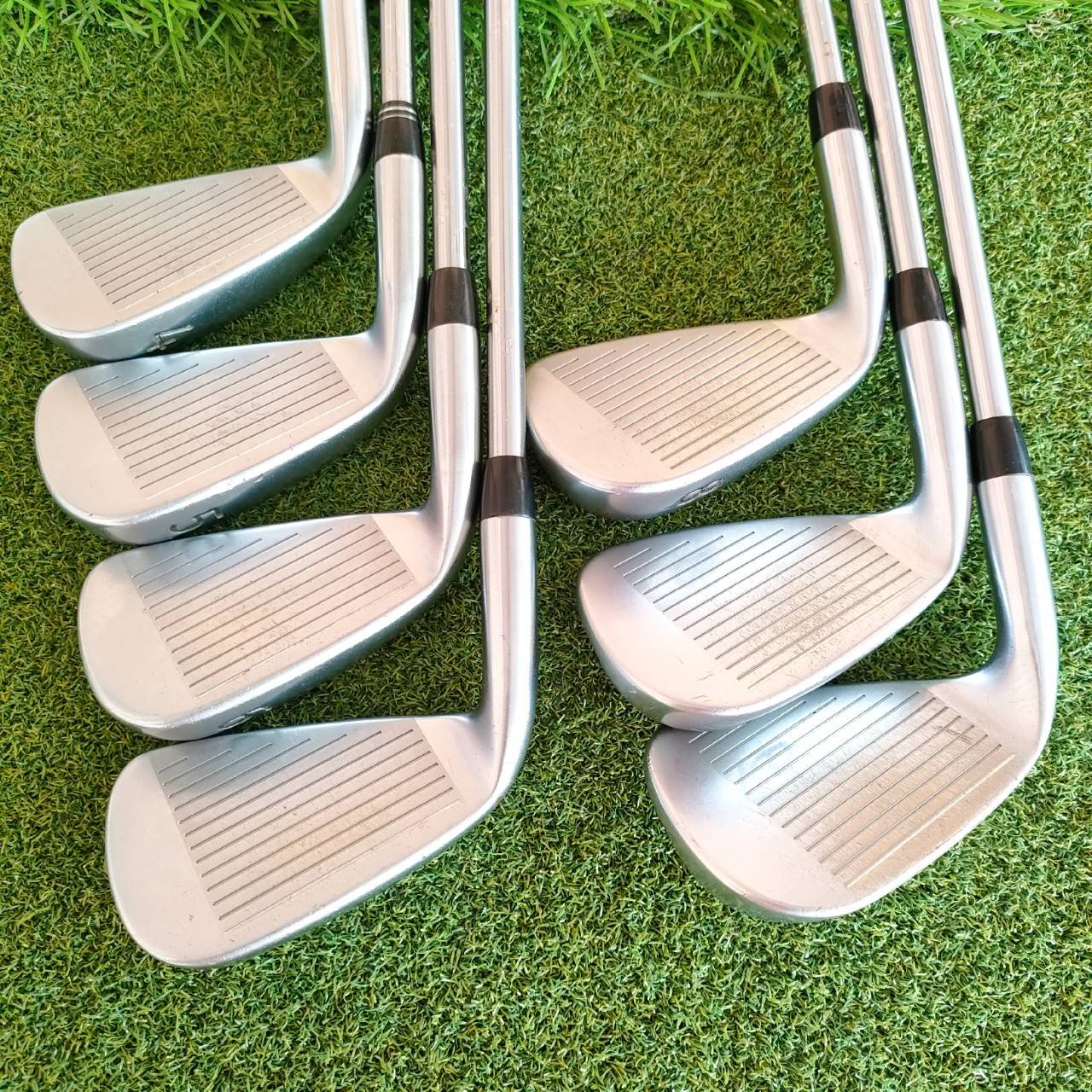 ชุดเหล็ก PXG 0311 FORGED มีเหล็ก 4 - 9 PW ทั้งฟมด 7 ชิ้น ก้าน PROJECTX 5.5 เข้ากันมากๆ 0311 ตีง่าย ตีมันส์ มากๆครับ