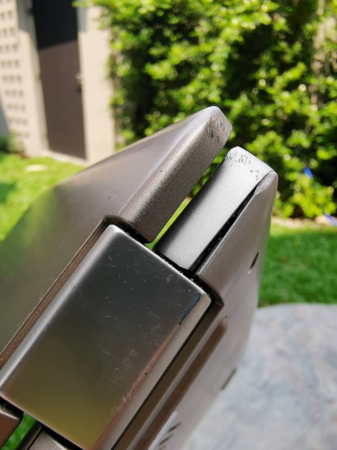 โน้ตบุ๊ค Notebook Lenovo YOGA520 (i3-7130U/4GB/M.2 128GB)+Adapter+กระเป๋า มีรอยตามการใช้งาน