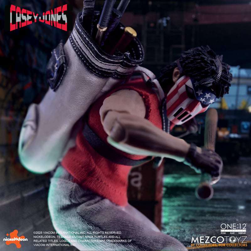[สั่งจอง]Mezco Toyz 1/12 : Casey Jones