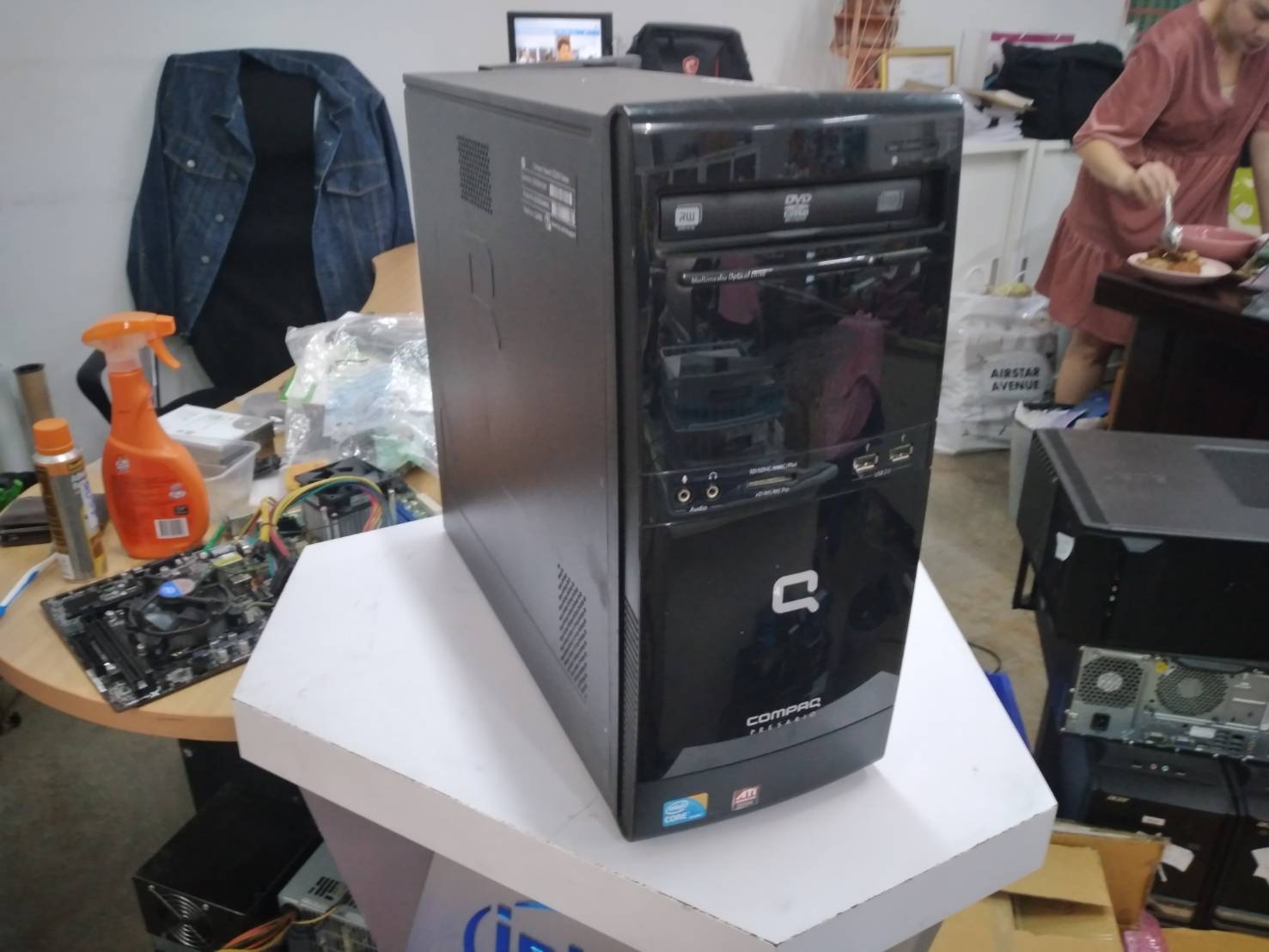 Compaq presario CQ3000