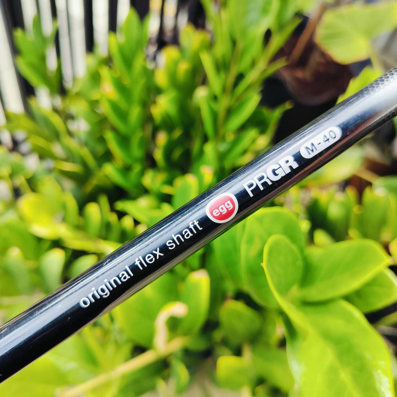 เหล็ก 6 PRGR EGG FORGED วัสดุพรีเมี่ยมญี่ปุ่น FORGED CAVITY ตีทั้งนุ่มและง่าย หน้าใบเด้งๆส่งพลังมาก!!! ก้านกราไฟต์ M40 ของ PRGR ไม้กอล์ฟพรีเมี่ยมมือสอง ของแท้ By NakaraLuxurious