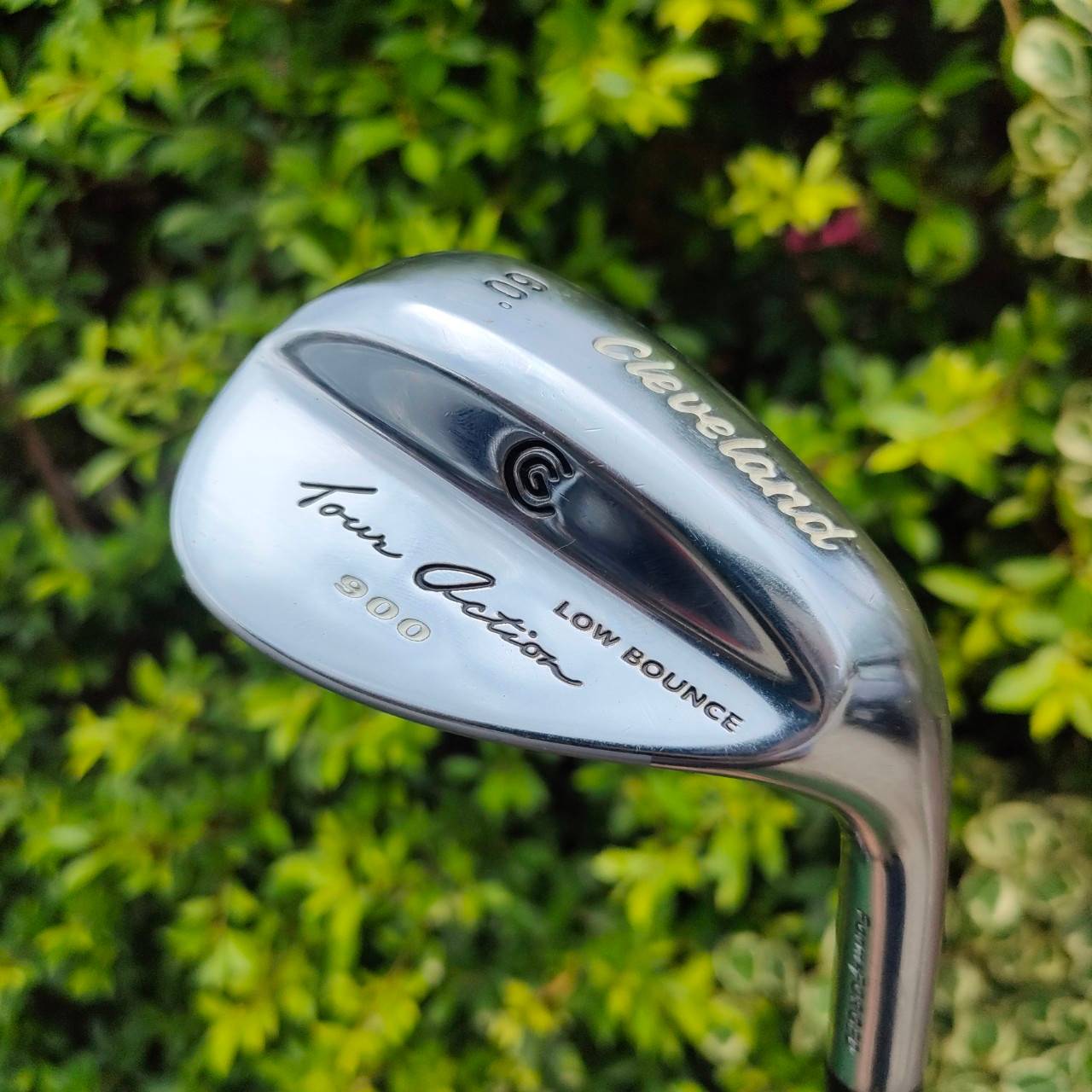 WEDGE CLEVELAND 900 ก้าน TRUE TEMPER FLEX WEDGE ก้านแม่นยำมั่นคง รุ่นยอดนิยมของ แบรนด์ CLEVELAND เป็นรุ่นที่เคยขึ้น อันดับ 1 ทุกสถาบันครับ ตัวนี้เป็นตัว LOW BOUNCE นะครับ ราคาแบบเข้าถึงง่าย สบายกระเป๋า แต่ได้ของดีแบบสุดๆ