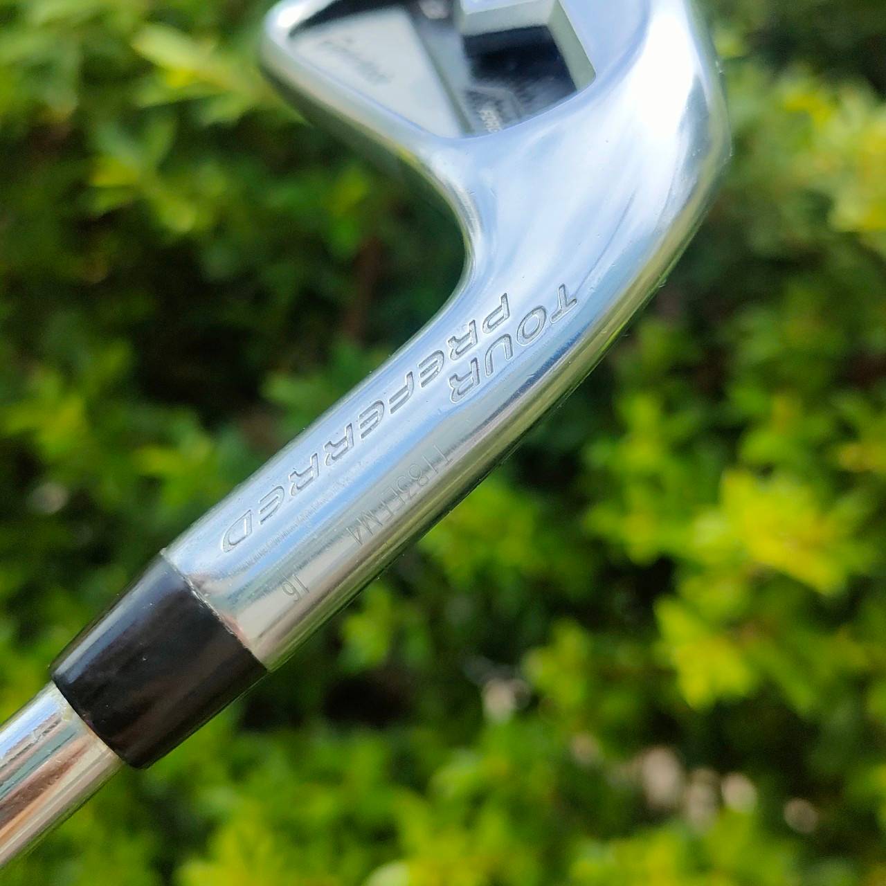 ชุดเหล็ก Taylormade Tour Preferred CB Forged มีเหล็ก 4-9 เเละ PW ชุดนี้เป็นเหล็ก FORGED แท้ๆ และมี CAVITY BACK ทำให้ตีง่ายมาก วัสดุพรีเมี่ยม ก้านเหล็ก Dynamic Gold S200 กริพ GOLF PRIDE เปลี่ยนใหม่ทั้งชุด!!! ไม้กอล์ฟมือสอง ของแท้ BY NakaraLuxurious