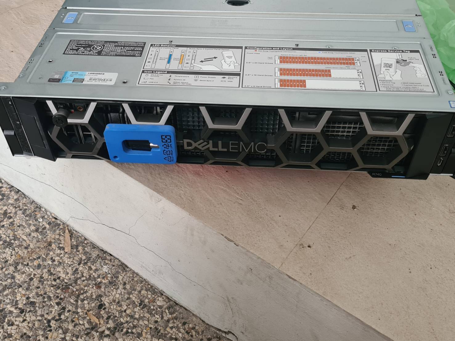 Dell Poweredge R740