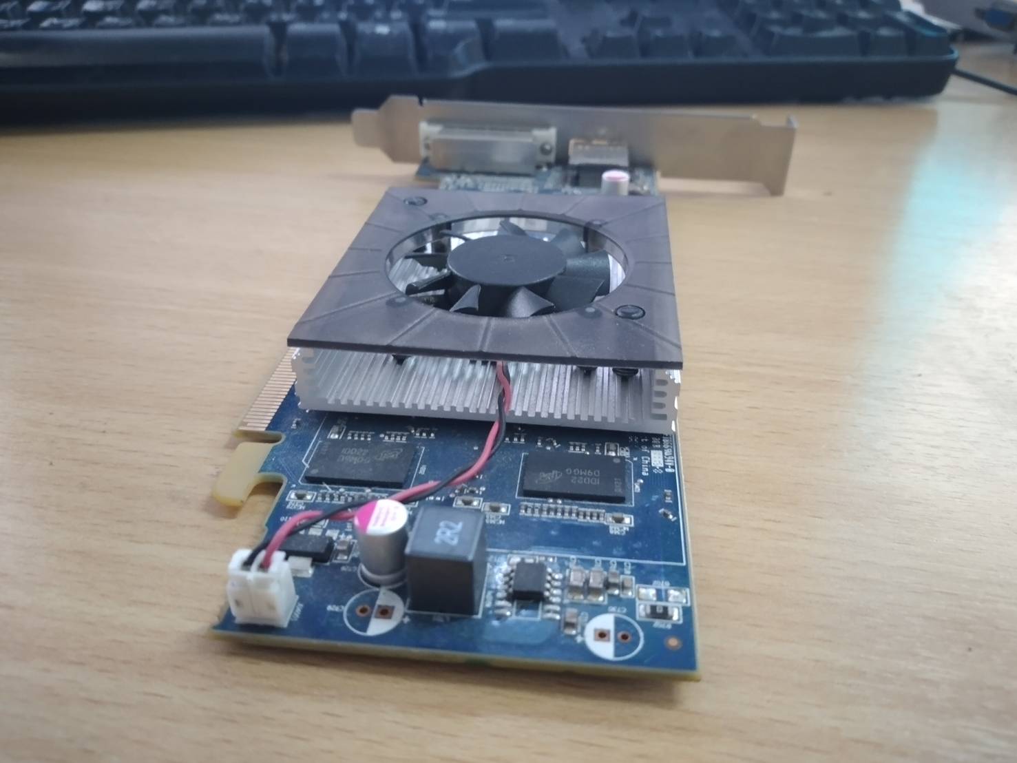 Ati Radeon HD6450 1GB PCIe x16 Hdmi Dvi ขายาว