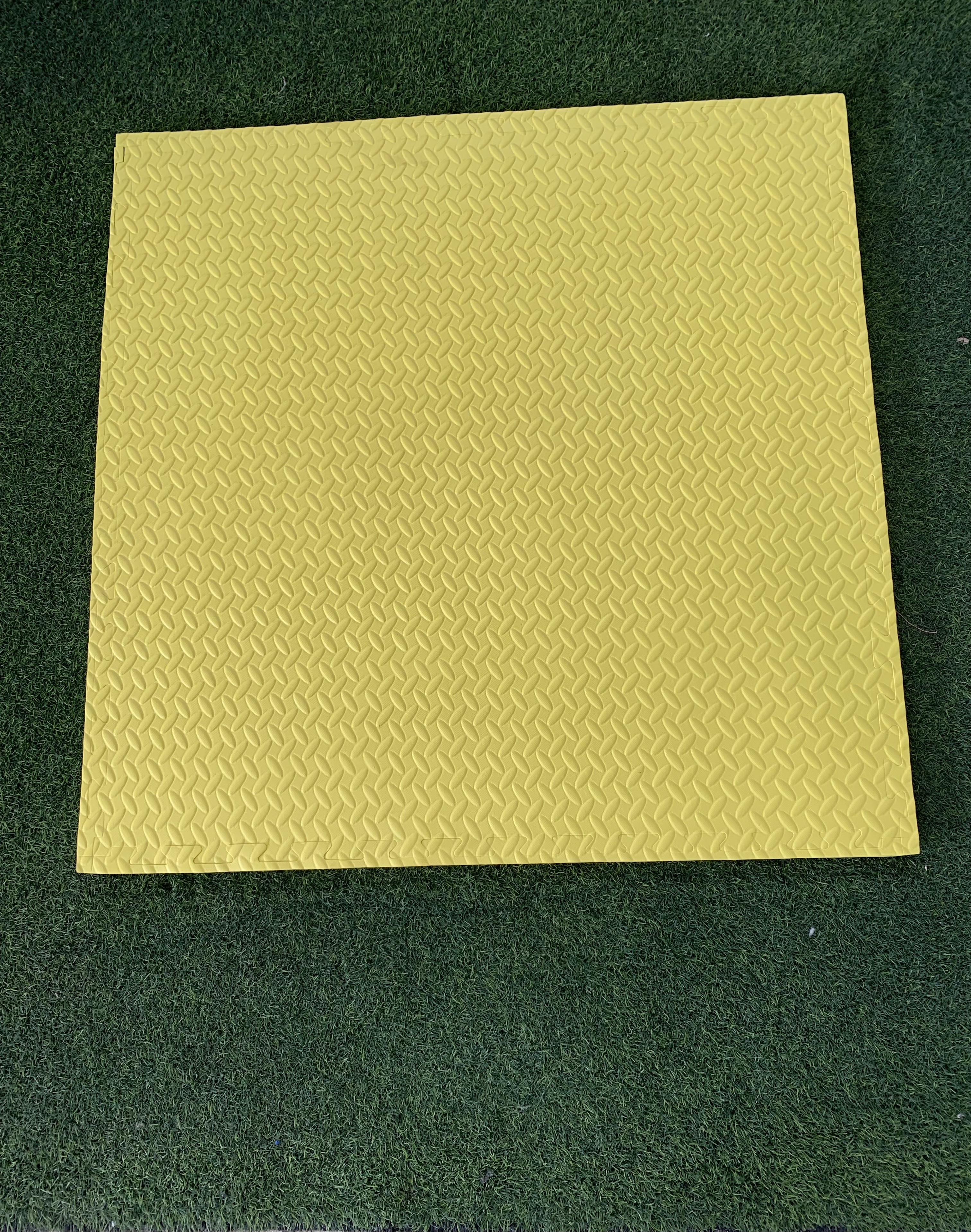 แผ่นโฟมปูพื้นกันกระแทก จิ๊กซอ EVA (งานนำเข้า) 20 มล 100x100 หนา2 ซม. ,แผ่นกันกระแทก,แผ่นโฟมปูพื้น, โฟมปูพื้น,จิ๊กซอว์ปูพื้น, แผ่นรองคลาน สำหรับเครื่องเล่นสนามในร่ม ห้องเด็กเล่น พร้อมส่ง ราคาโรงงาน