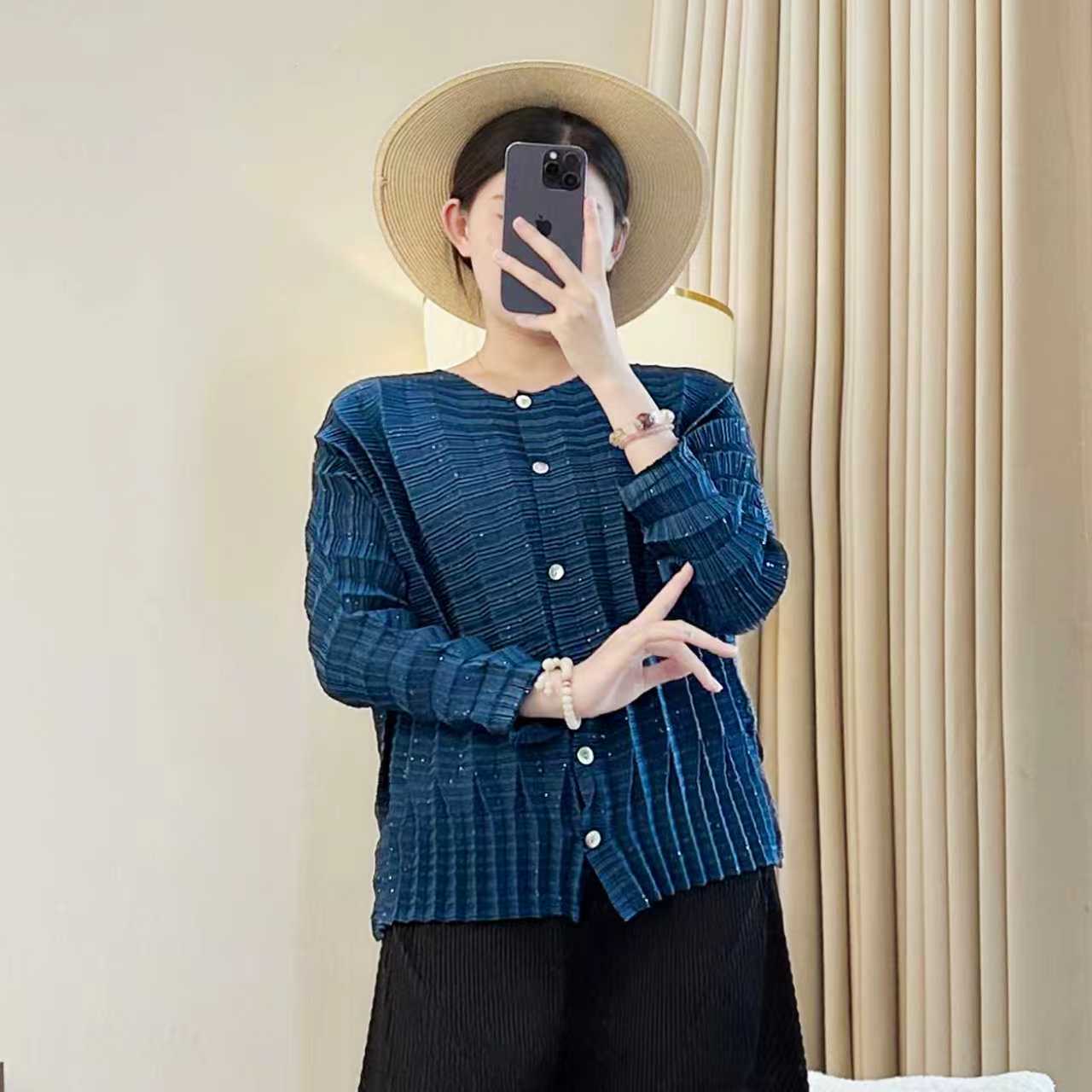 2MUAY รุ่น CX0982 เสื้ออัดพลีท PLEATED TOP 6 สี FREE SIZE