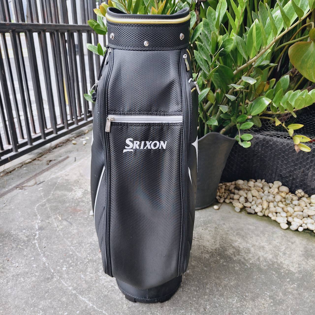 ถุงกอล์ฟ SRIXON มือสองจากญี่ปุ่น 🇯🇵 คุณภาพดีเกินราคา สภาพสวยพร้อมใช้งาน