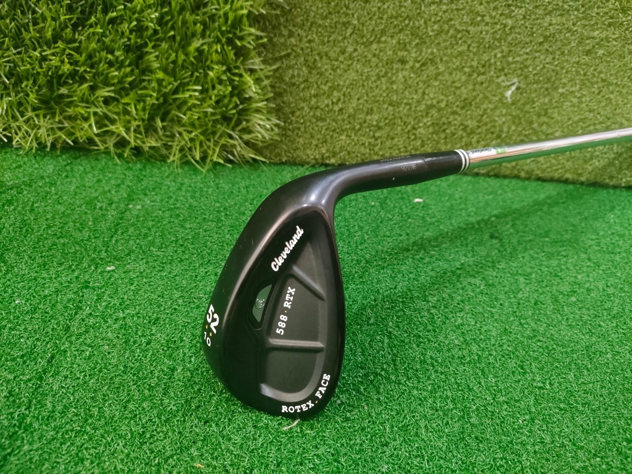 WEDGE Cleveland 588 RTX