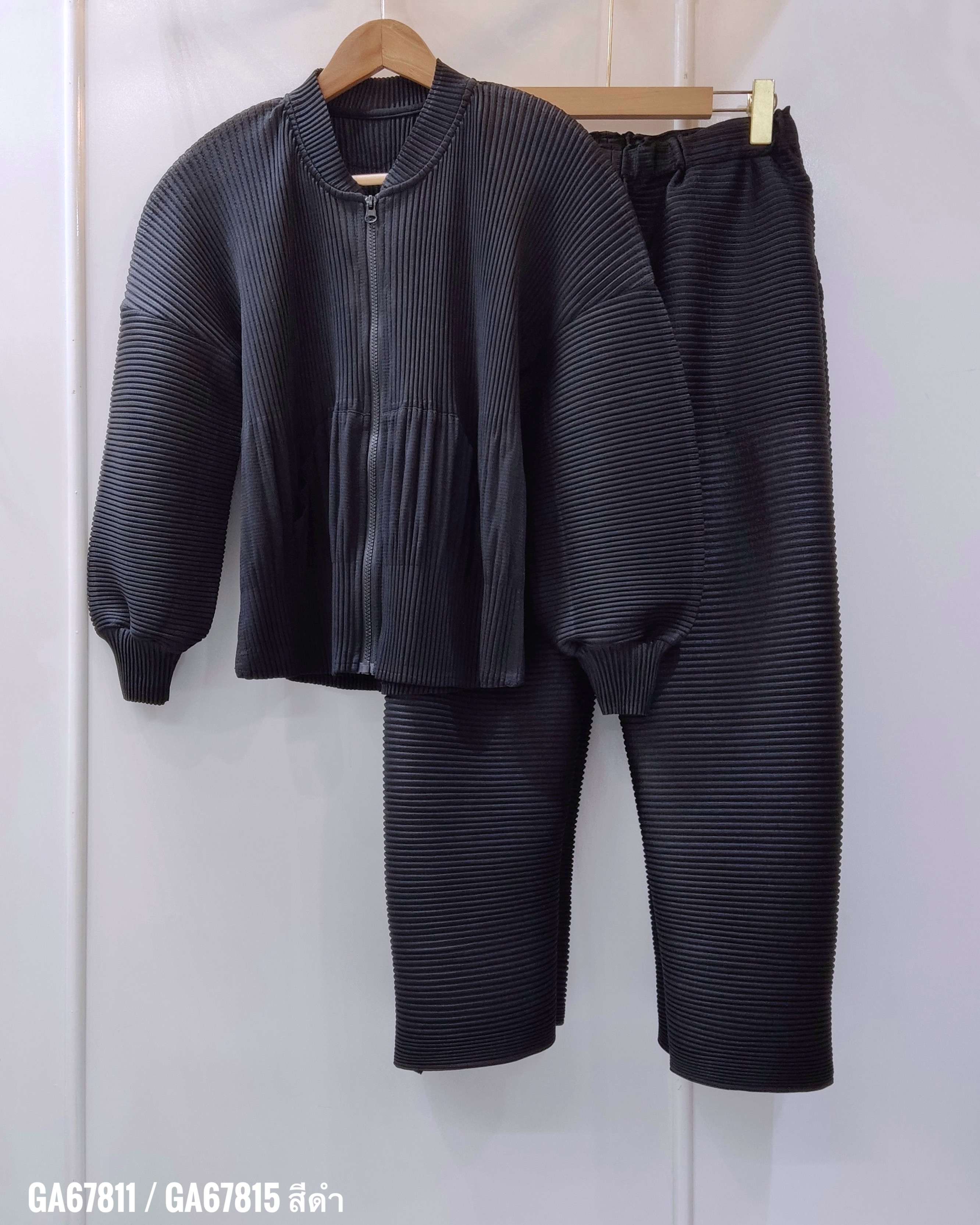 2MUAY รุ่น GA67811 / GA67815 THICK CARDIGAN ZIP FRONT PLEATED SET 4สี FREE SIZE