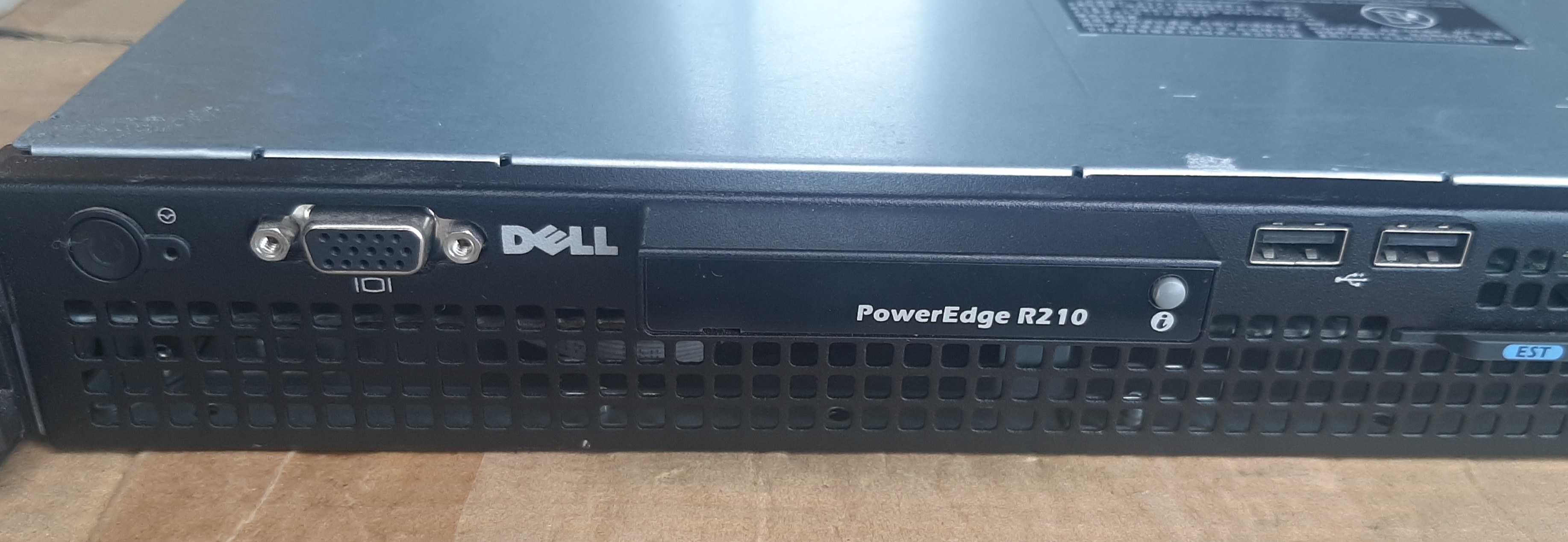 เซิร์ฟเวอร์มือสอง Dell PowerEdge R210 (CPU x3430 Ram4GB HDD250GB) ประกันร้าน 1 เดือน
