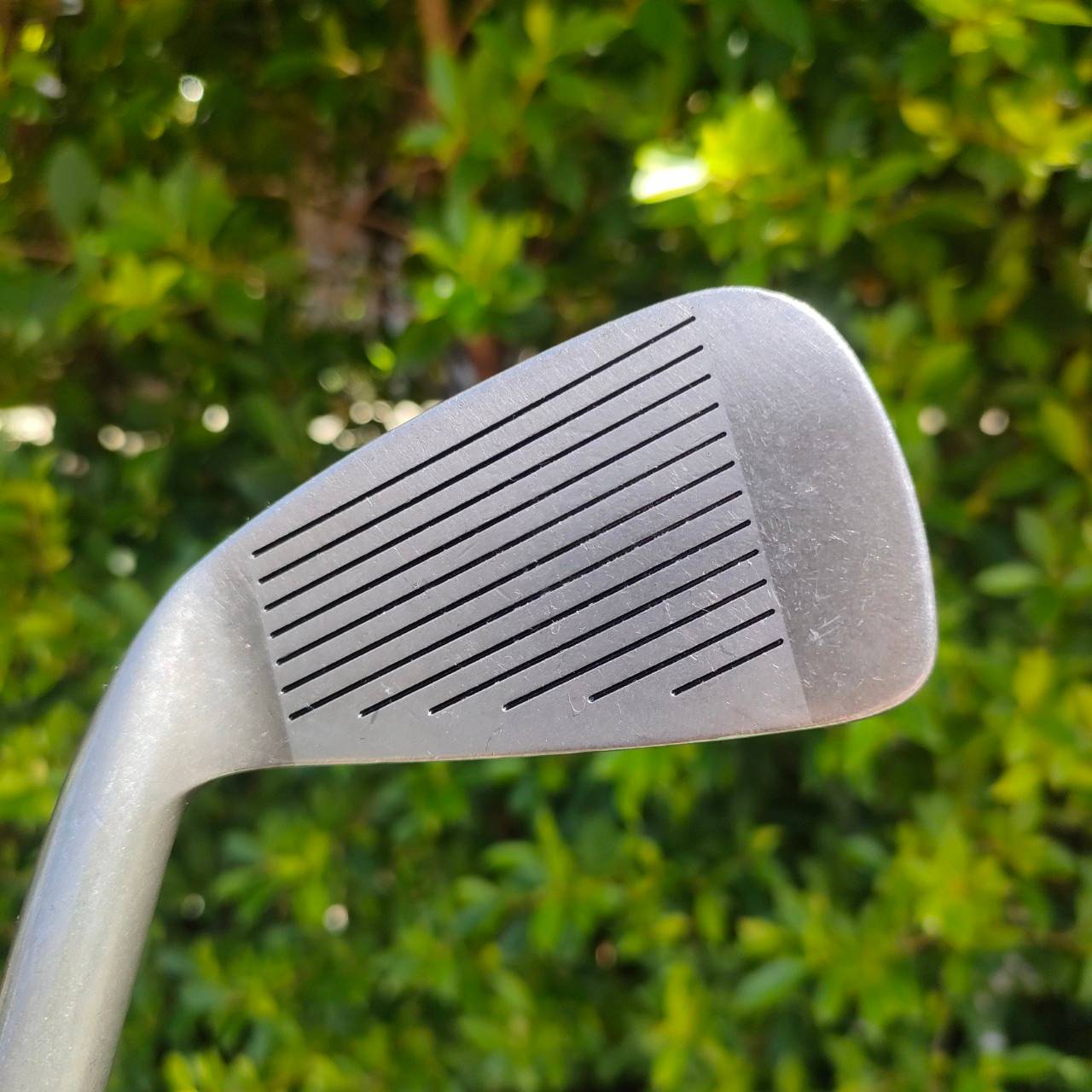 ชุดเหล็ก DUNLOP DDH มีเหล็ก 3-9 เเละ PW SW ก้าน DDH INTERNATIONAL TOUR FLEX S รุ่นก้านทอง ก้านกราไฟต์นุ่ม ปลอกคอพิเศษ สวยพรีเมี่ยม ตีง่าย ใบไม่ใหญ่ก้านพรีเมี่ยม ไม้กอล์ฟมือสอง ของแท้ BY NakaraLuxurious