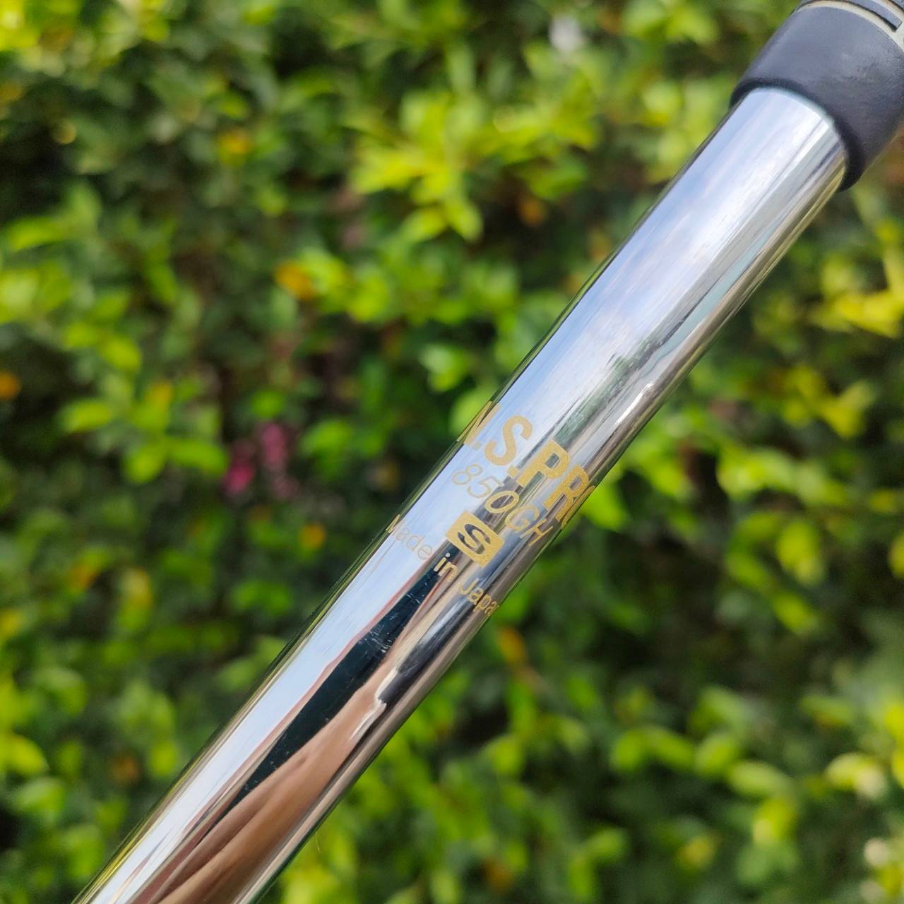 WEDGE CLEVELAND CG10 องศา 54 ก้าน N.S.PRO 850GH FLEX S ก้านเบามาก และ ทอร์คน้อย เหมาะกับ WEDGE สองจุด STANDARD BOUNCE ครับ