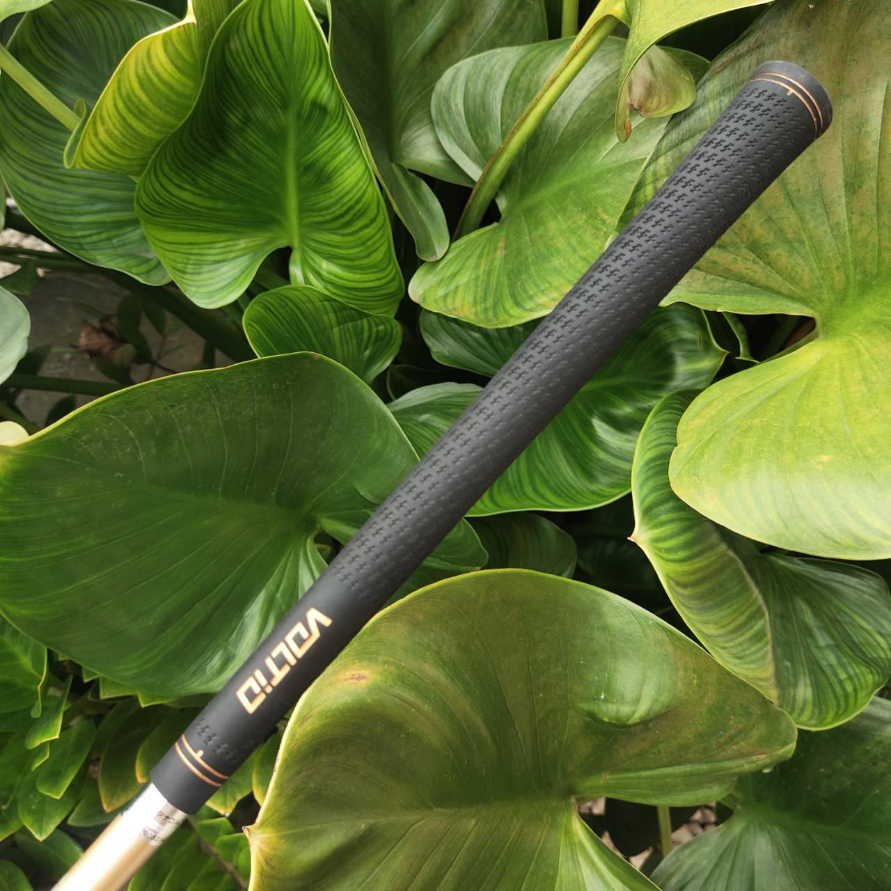 SW VOLTIO GOLD เป็นเวดจ์ระดับพรีเมียม เล่นลูกสั้นรอบกรีนได้อย่างแม่นยำและมีประสิทธิภาพ