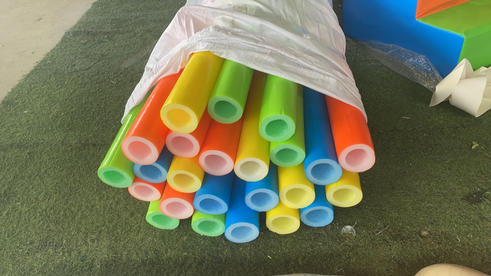 อะไหล่บ้านบอล โฟมหุ้มเสาบ้านบอล สายรัดเคเบิ้ลไทส์ ตาข่ายบ้านบอล พร้อมส่ง