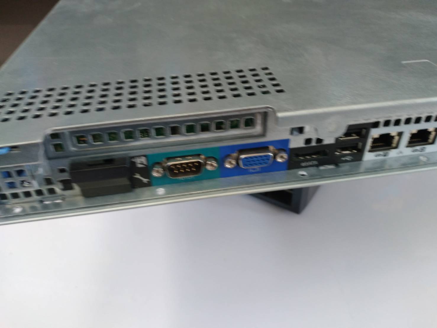 Server Dell R210