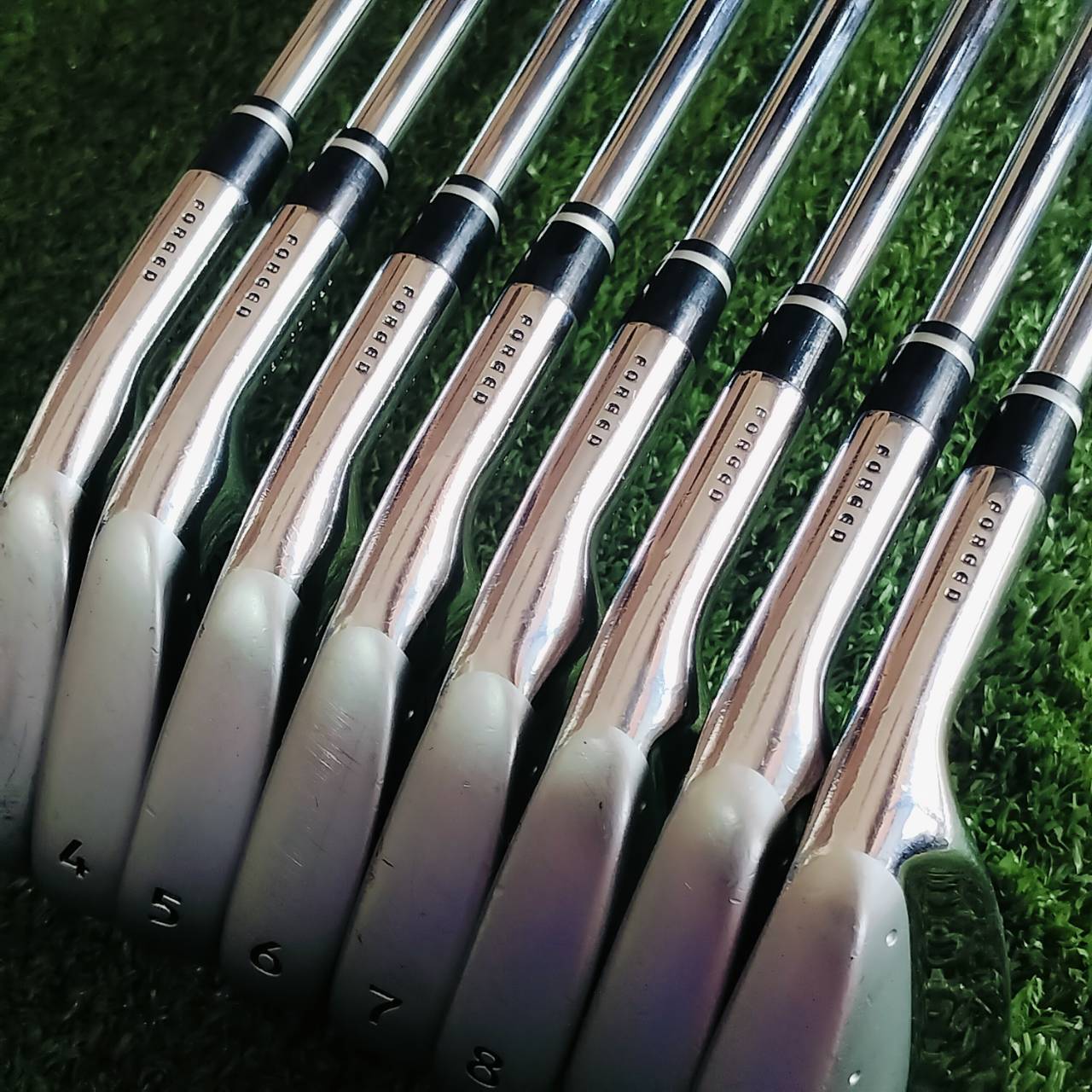 ชุดเหล็ก NIKE PRO COMBO เหล็ก FORGED สวยจัดๆทุกเหล็ก หน้าใยสวยทุกเหล็ก ตีนุ่มมากๆ และเหล็กยาวเป็นแบบ CAVITY ช่วยให้ตีง่าย ตีตรง ชดเชยสูง ไม้กอล์ฟพรีเมี่ยมมือสอง ของแท้ By NakaraLuxurious