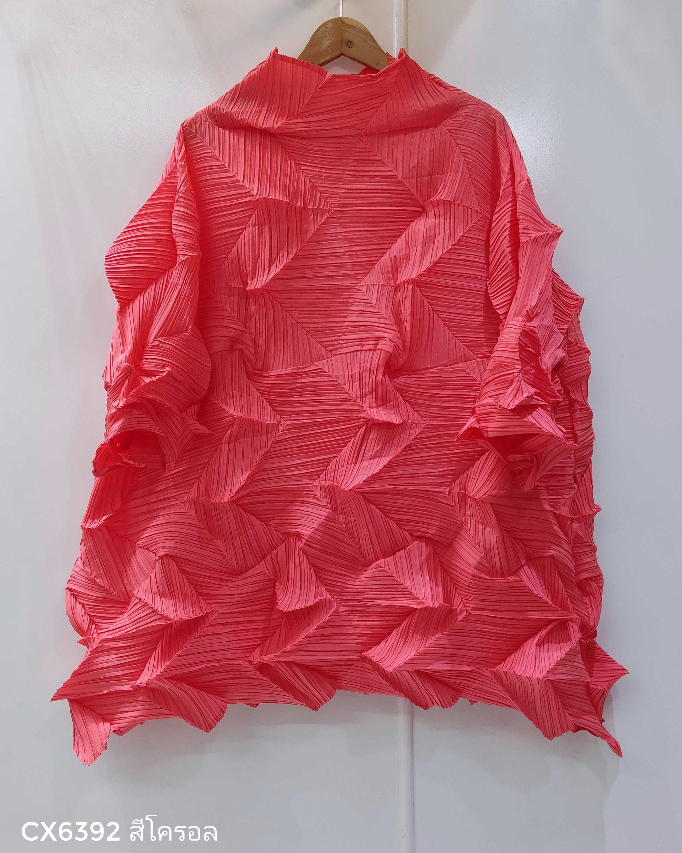 อกถึง60 ยาว31นิ้ว 2MUAY รุ่น CX6392 เสื้อพลีทคุณภาพ HIGH NECK ZIG ZAG PLEATED TOP 10 สี FREE SIZE