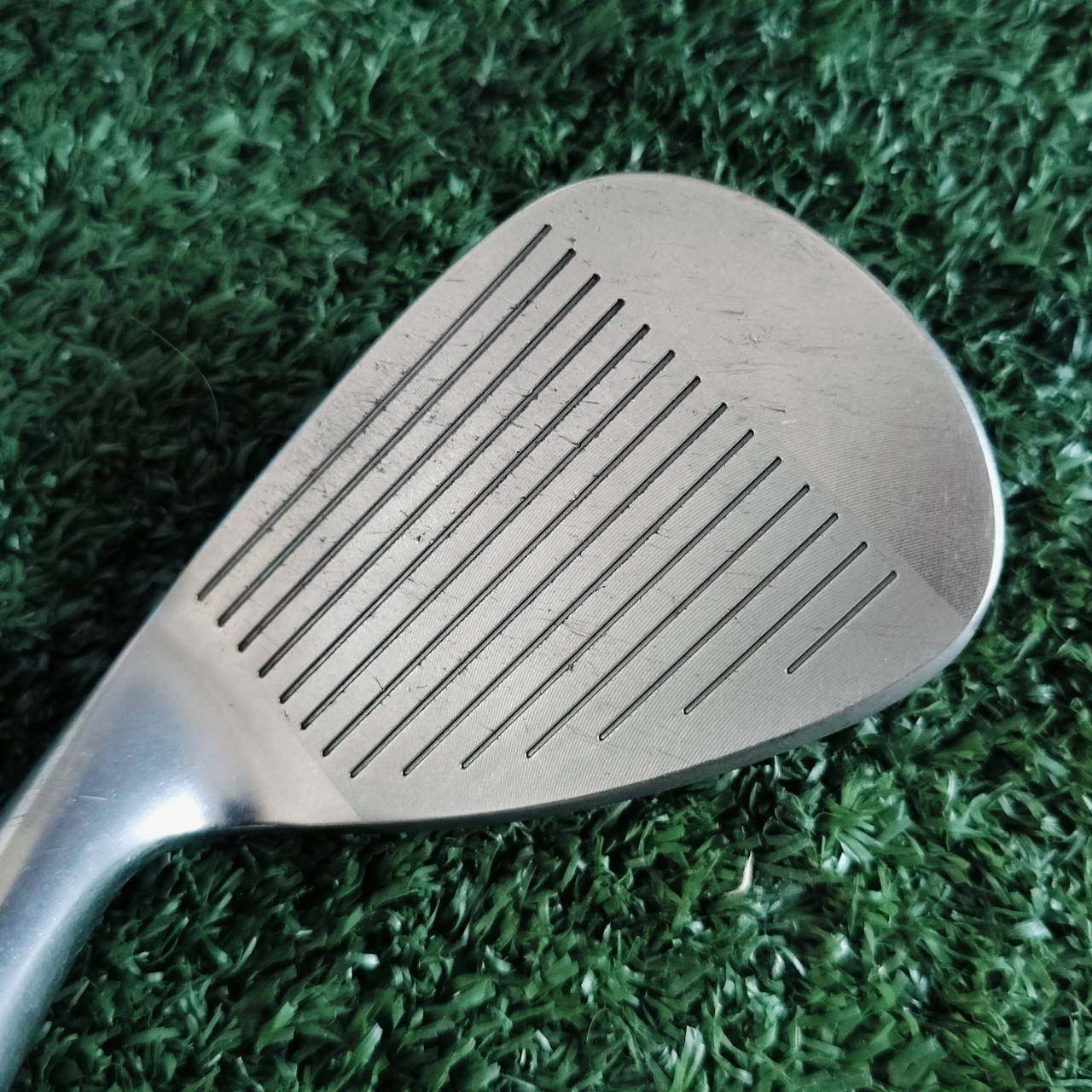WEDGE Mizuno MP-T4 โหดจริง!! องศา 54 BOUNCE 9 ที่สุดของร่อง เป็นแบบ Quad Cut Grooves และ ยังเสริมด้วย SPIN MILLED สุดโหด ไม้กอล์ฟมือสอง ของแท้ By NakaraLuxurious