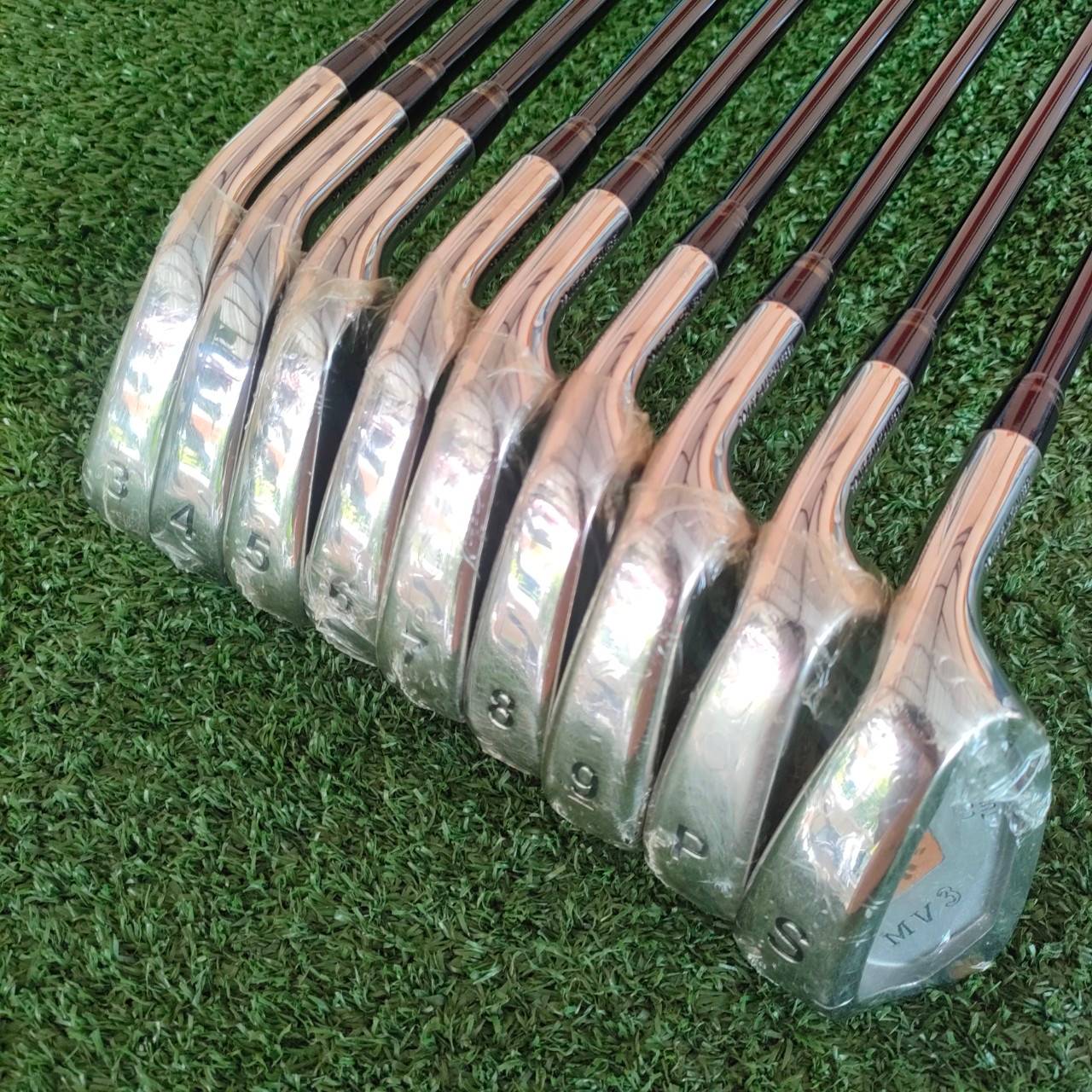 ชุดเหล็ก MITSUSHIBA MV3 COPPER TUNGSTEN ของใหม่!! มีเหล็ก 3-9 เเละ PW SW ก้าน TORQUE CONTROL FLEX R สุดยอดชุดเหล็กที่ถ่วงไว้ซึ่ง วัสดุทองแดงและทังสเตนในจุดต่างๆ มือหนึ่ง ของแท้ BY NakaraLuxurious