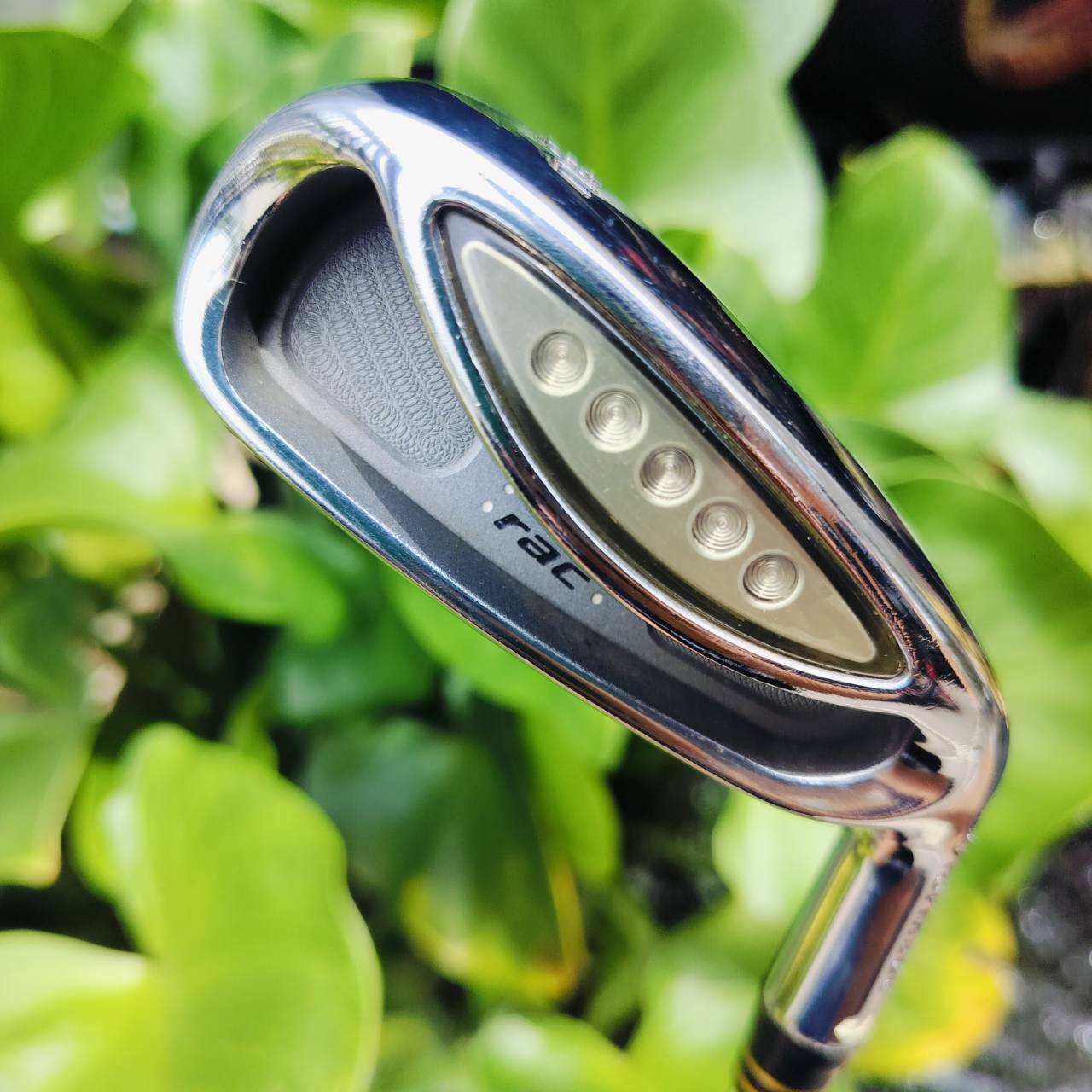 UT3 Taylormade RAC ก้าน NSPRO 950 FLEX R เป็นเหล็กยาวแบบไฮบริด ตีดีมากกกก ตีทั้งง่ายมากและไกล ยังคงฟีลลิ่งเหล็กที่ตีวางกรีนแม่นยำ และให้สปินอย่างเหล็ก ตกหยุดมากๆ ไม้กอล์ฟพรีเมี่ยมมือสอง ของแท้ By NakaraLuxurious