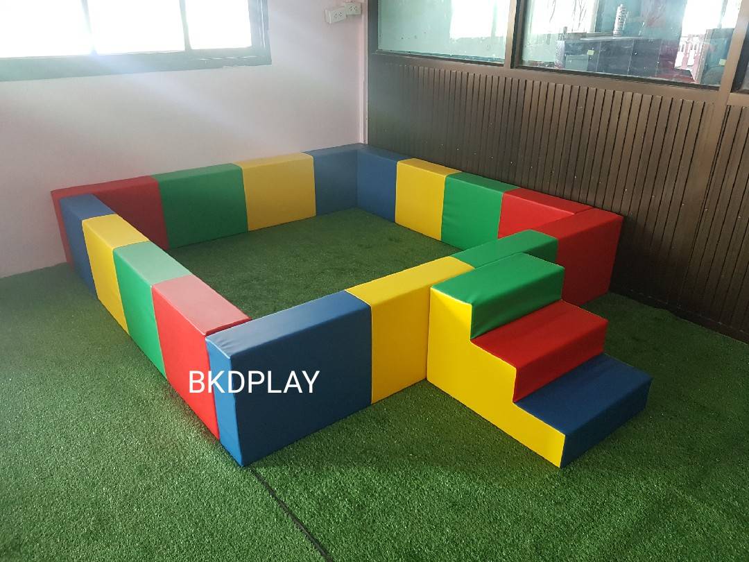บ่อบอลพร้อมบันได บ่อบอลสี่เหลี่ยมนุ่มนิ่ม , คอกบอล กันกระแทก เบาะนุ่ม หนัง pvc คอกกั้นเด็ก ,ของเล่นนุ่มนิ่ม เครื่องเล่นสนามในร่ม KidZoneSI-02
