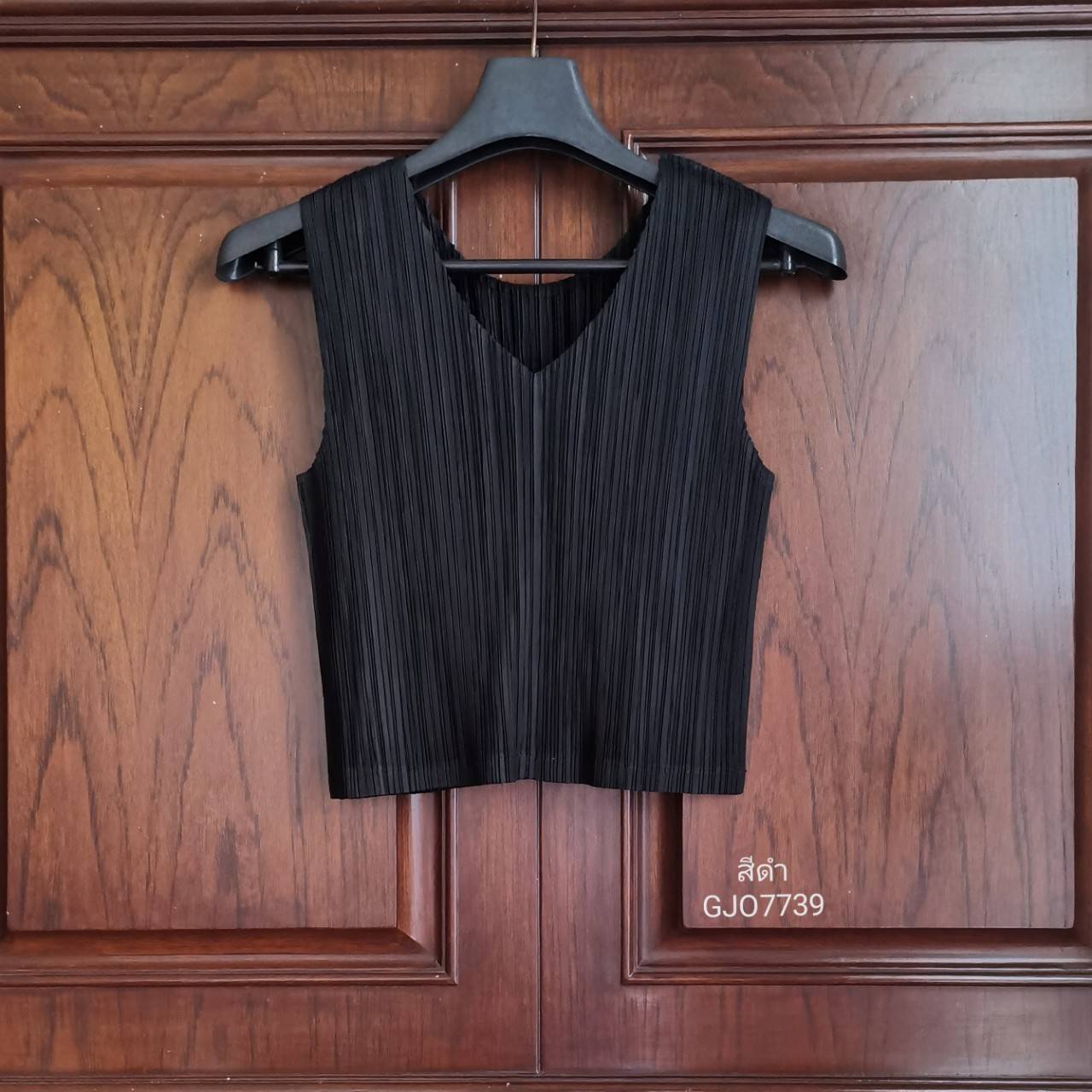 ยาว 16.5นิ้ว 2MUAY BASIC รุ่น GJO7739 SLEEVELESS V NECK CROP PLEATED TOP เสื้ออัดพลีทงานคุณภาพ เสื้อครอป 13สี FREE SIZE