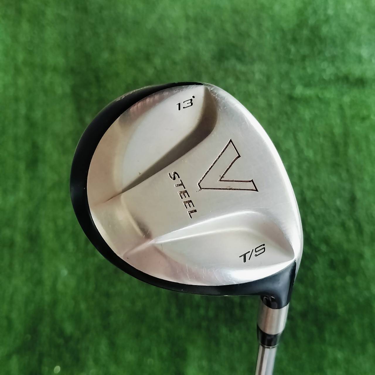 FW3 T/S TAYLORMADE V STEEL องศา 13 สเปคโหดที่สุด มันส์แน่!!! องศาชัน ก้านเหล็ก เป็น DYNAMIC GOLD LITE FLEX R ก้านเบา เป็นรุ่นที่ตีดีมากๆ ไม้กอล์ฟพรีเมี่ยมมือสอง ของแท้ By NakaraLuxurious