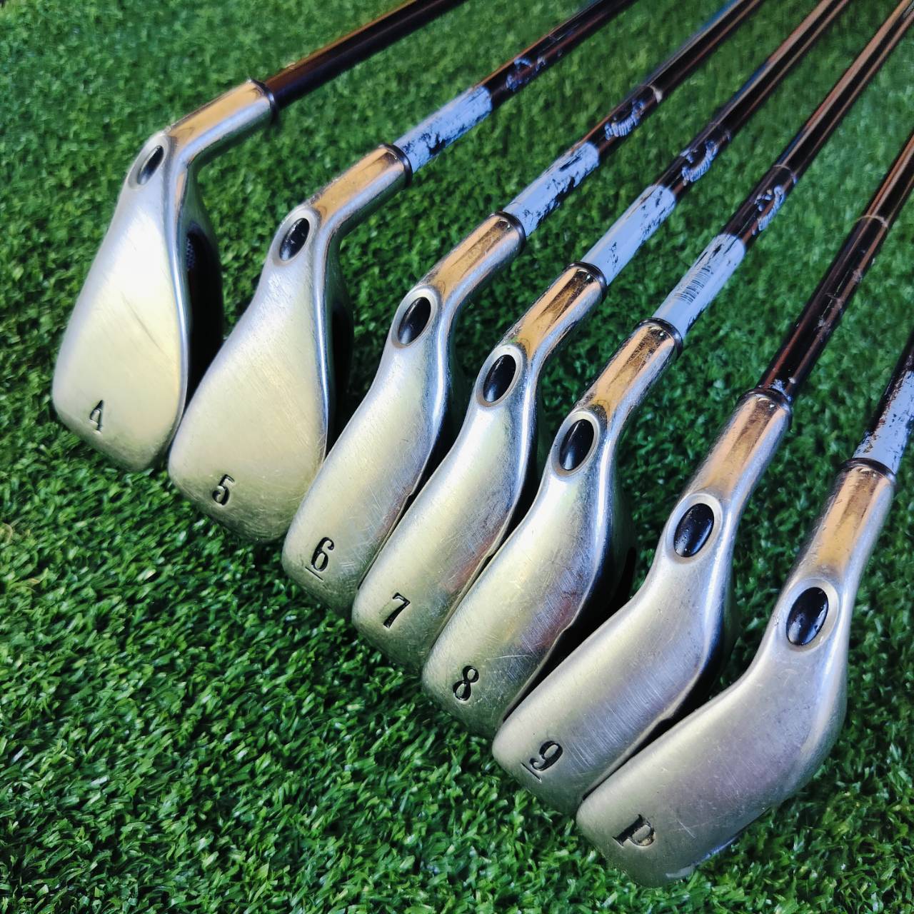 ชุดเหล็ก CALLAWAY BIG BERTHA มีเหล็ก 4-9 เเละ PW SW เป็นชุดเหล็กที่ดีสุดๆของ Callaway ไม้กอล์ฟพรีเมี่ยมมือสอง ของแท้ By NakaraLuxurious