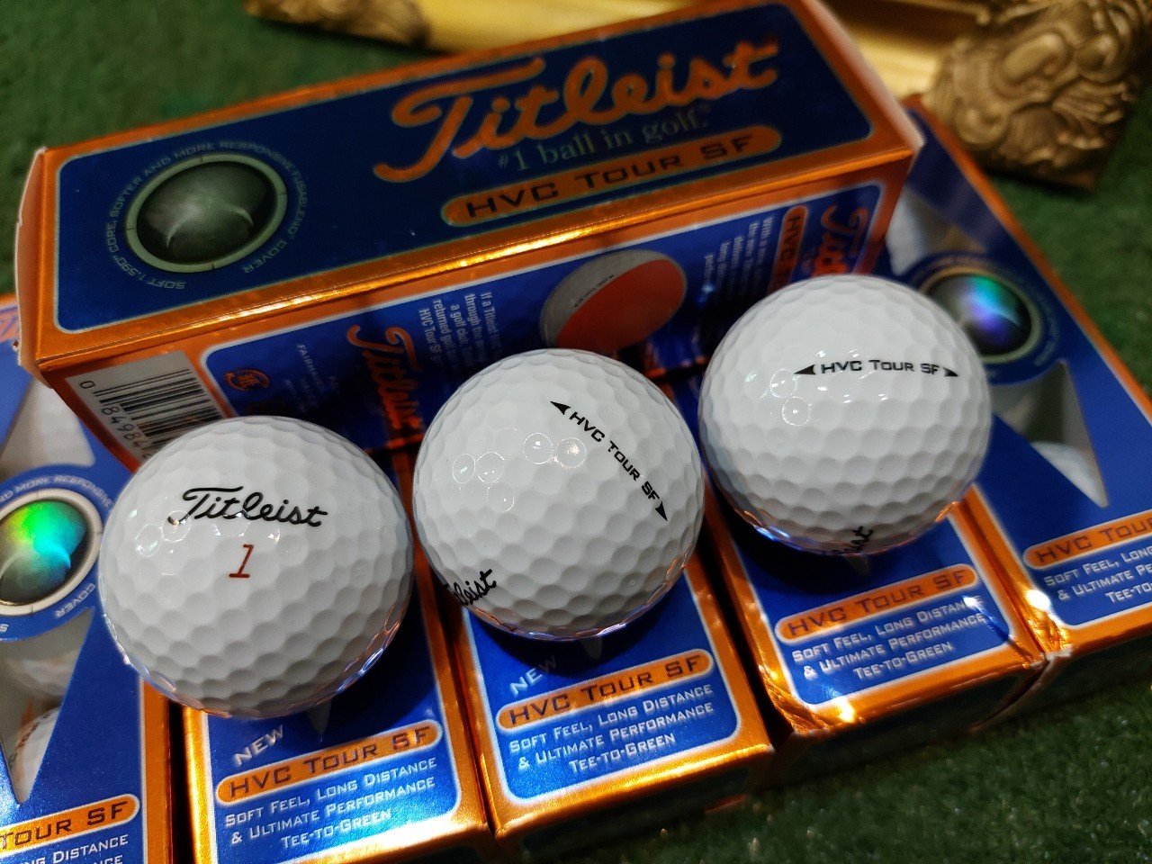 ลูกกอล์ฟ Titleist