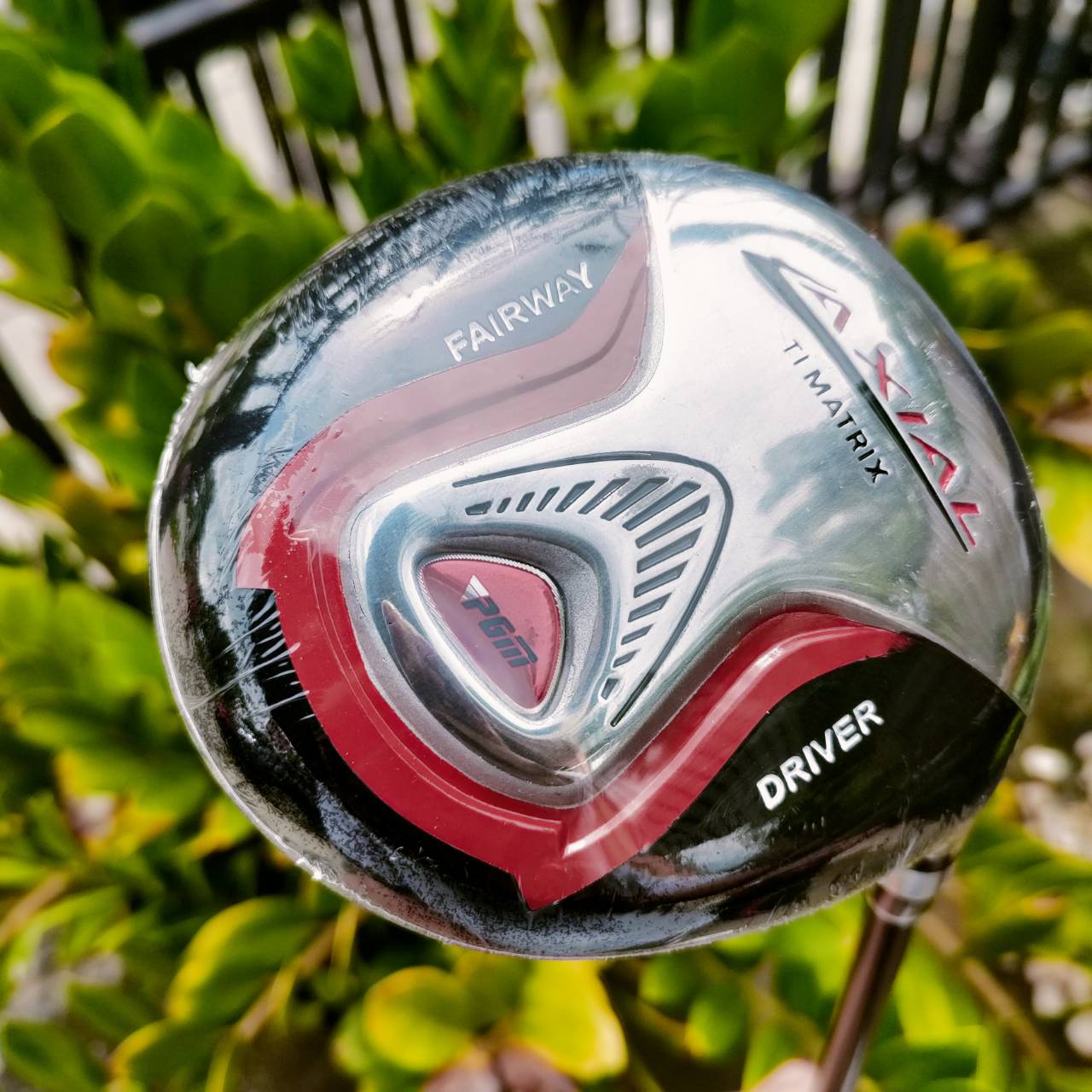 **ไม้กอล์ฟเด็ก** DRIVER PGM AXIAL TI MATRIX ของใหม่ในซีน วัสดุไทเทเนี่ยม ตีง่าย หัวใหญ่ ตีไกลเลยค่ะ ความยาวไม้ 33 นิ้ว สำหรับอายุ 5-8 ปี ไม้กอล์ฟพรีเมี่ยมมือสอง ของแท้ By NakaraLuxurious