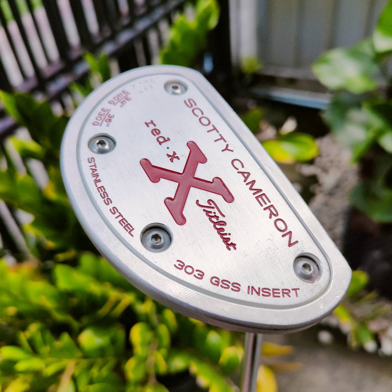 PUTTER TITLEIST SCOTTY CAMERON RED X ความยาว 33 นิ้ว แท้เดิม ตามมาร์คที่หัว PUTTER ไม้กอล์ฟพรีเมี่ยมมือสอง ของแท้ By NakaraLuxurious