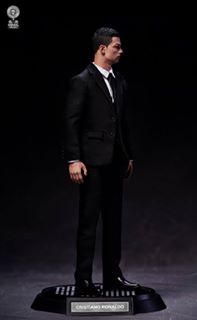 [สั่งจอง] VINYL STUDIO-001 Lisbon Junior Overbearing President