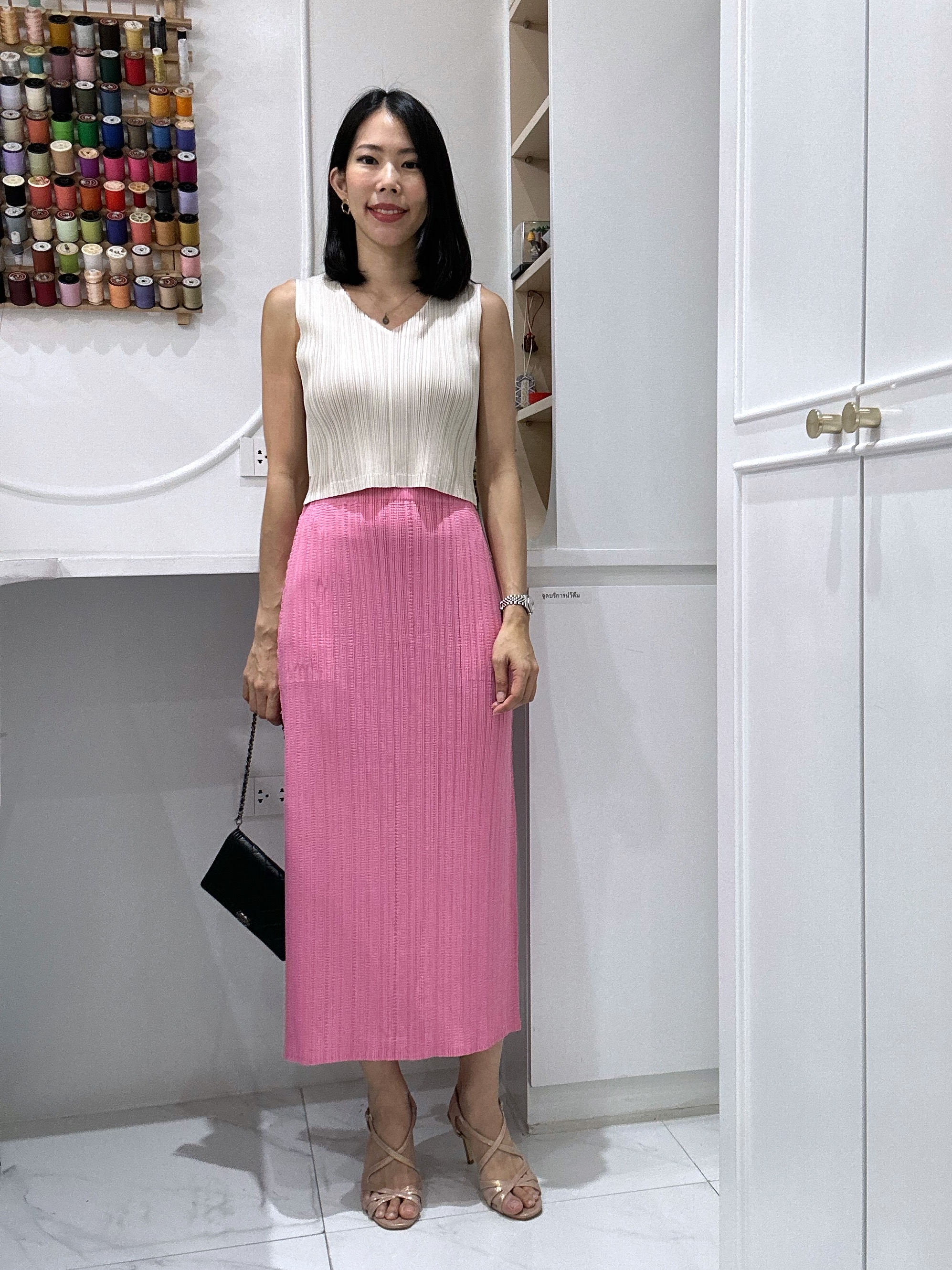 ปรับราคาลง40%!! ยาว 34.5นิ้ว! 2MUAY รุ่น GJO5110 STRAIGHT PLEAT SKIRT กระโปรงผู้หญิง กระโปรงพลีทคุณภาพ 8 สี FREE SIZE